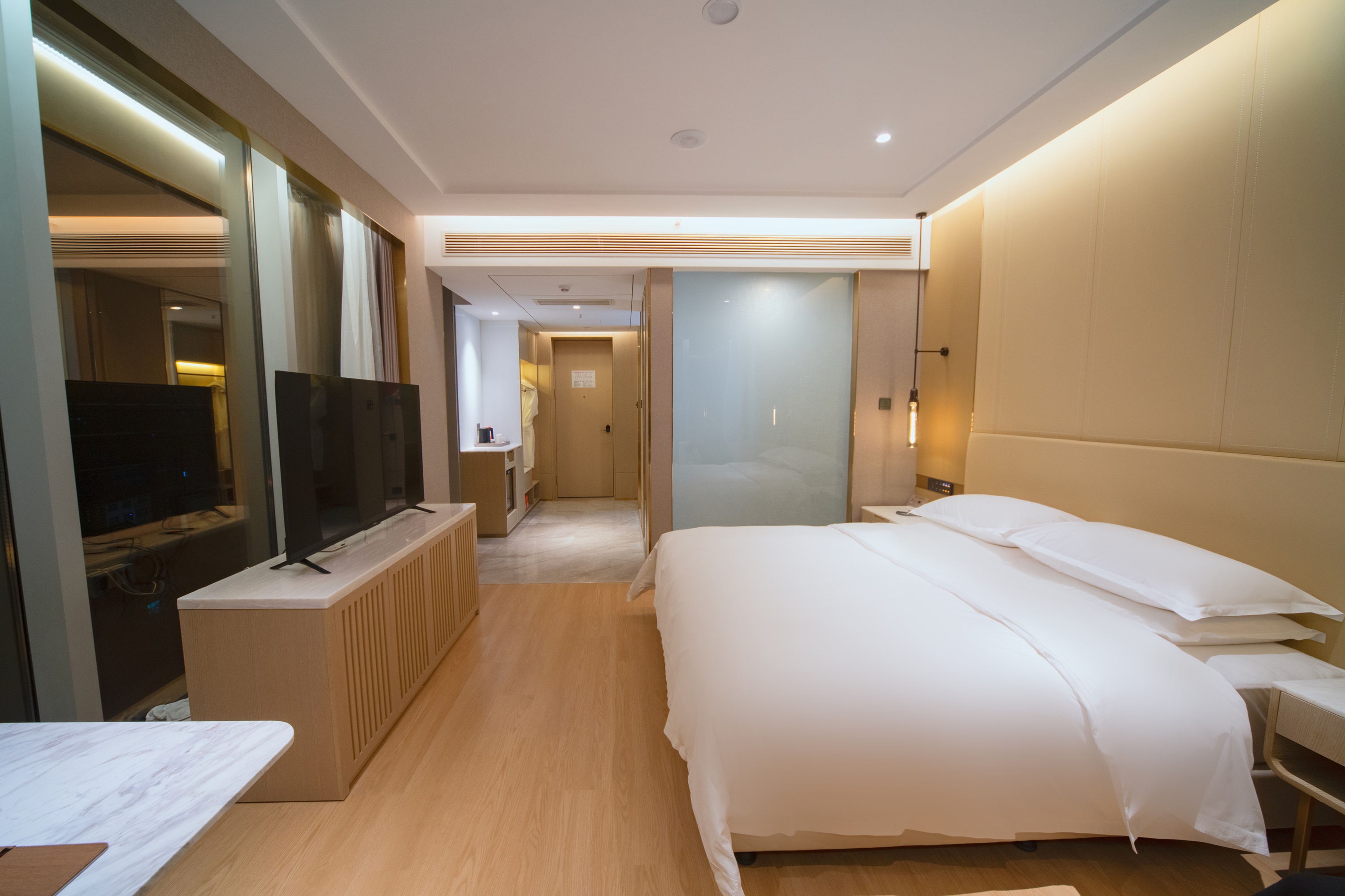 Guest room at the Ramada by Wyndham Zhouning in Ningde, Other than US/Canada