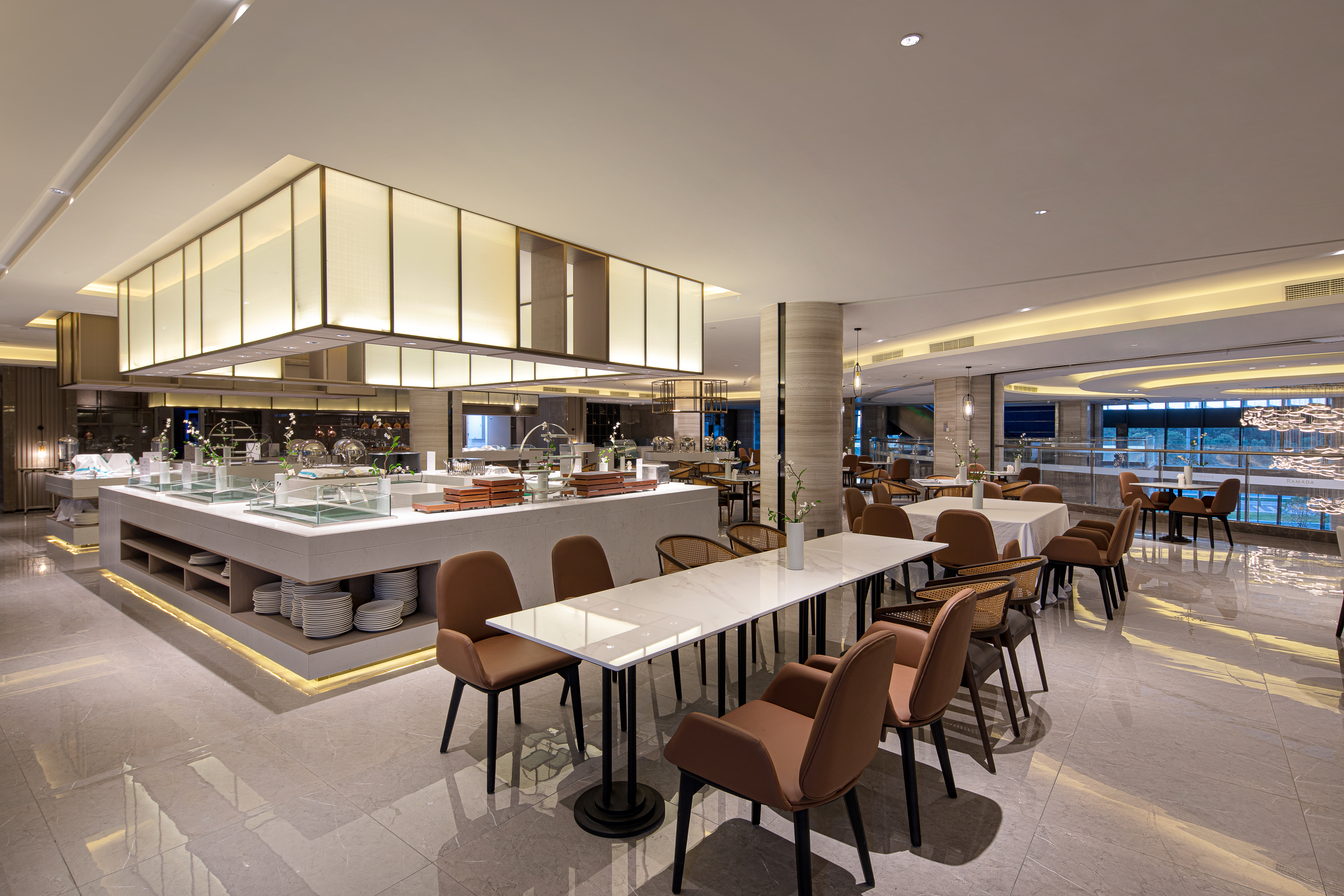 Ramada by Wyndham Pinghu restaurant in Pinghu, Other than US/Canada