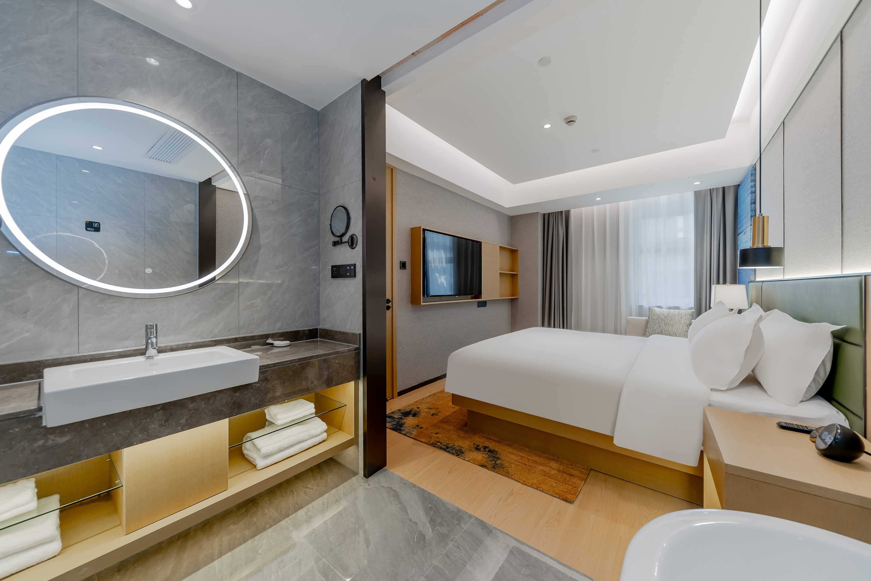 Guest room at the Ramada by Wyndham Shanghai Pudong in Shanghai, Other than US/Canada