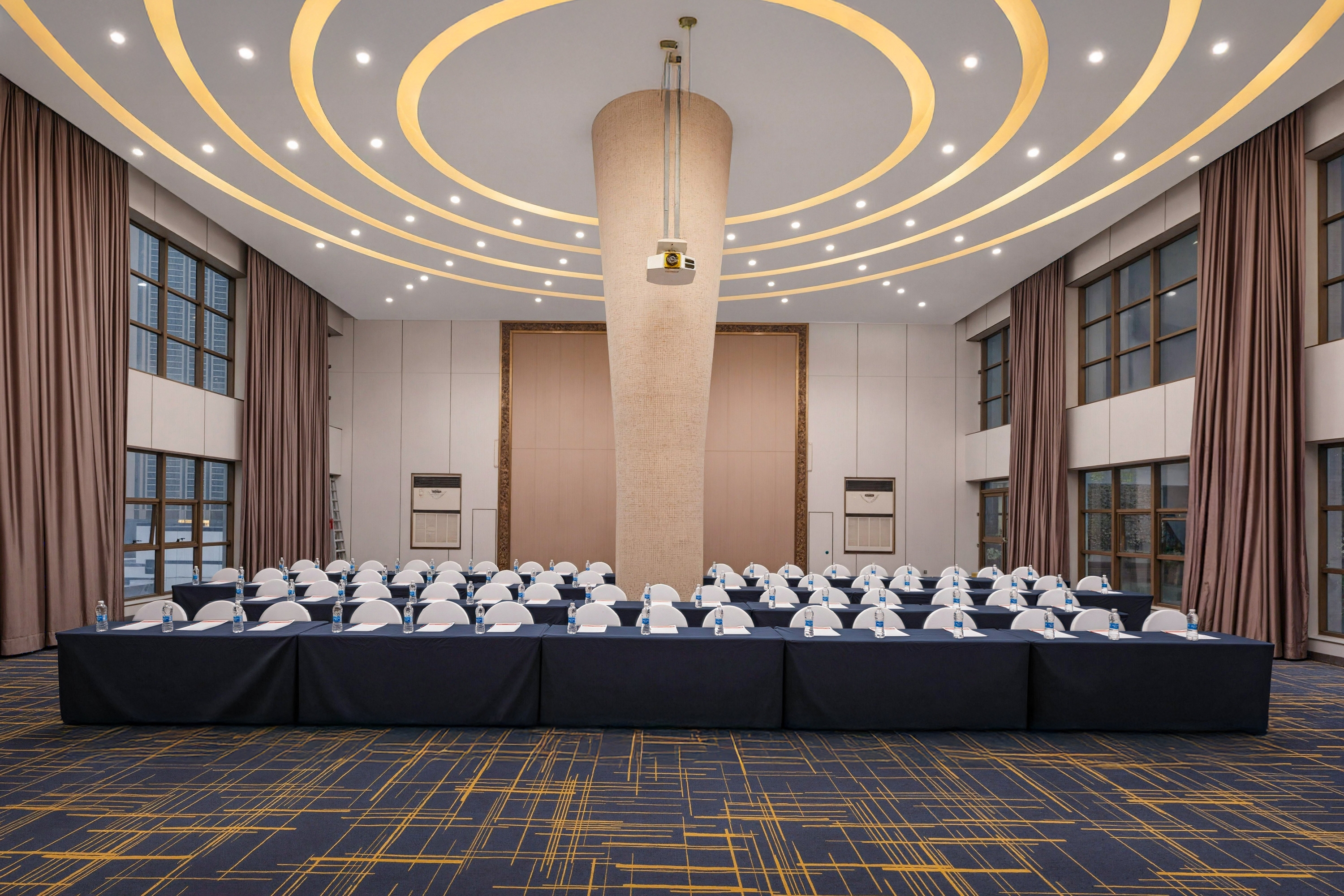 Meeting room at Ramada Plaza by Wyndham Shenzhen North in Shenzhen, Other than US/Canada