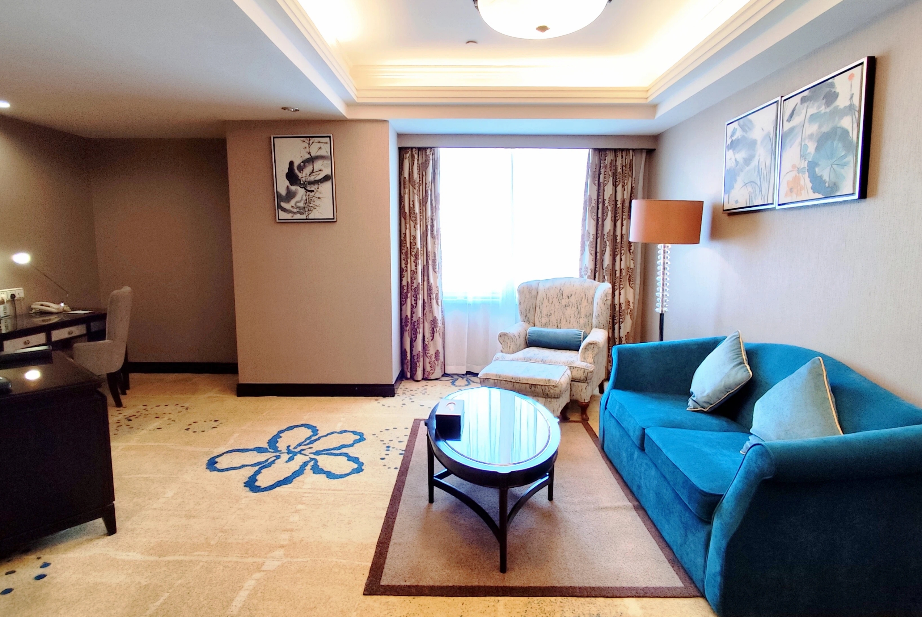 Ramada Plaza by Wyndham Tian Lu Hotel Wuhan suite in Wuhan, Other than US/Canada