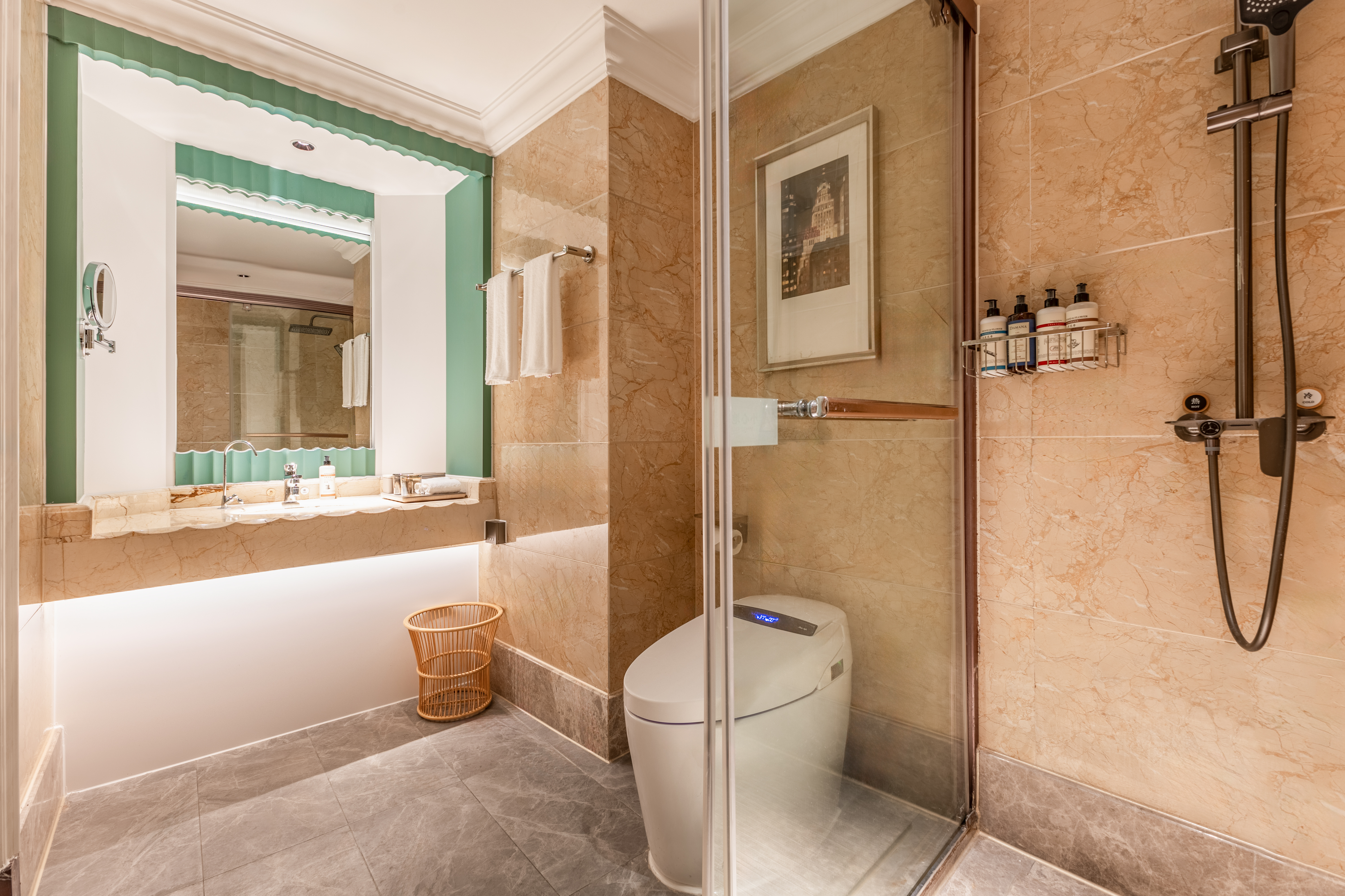 Guest room bath at the Ramada Plaza by Wyndham Wuhan Dongxi Lake in Wuhan, Other than US/Canada