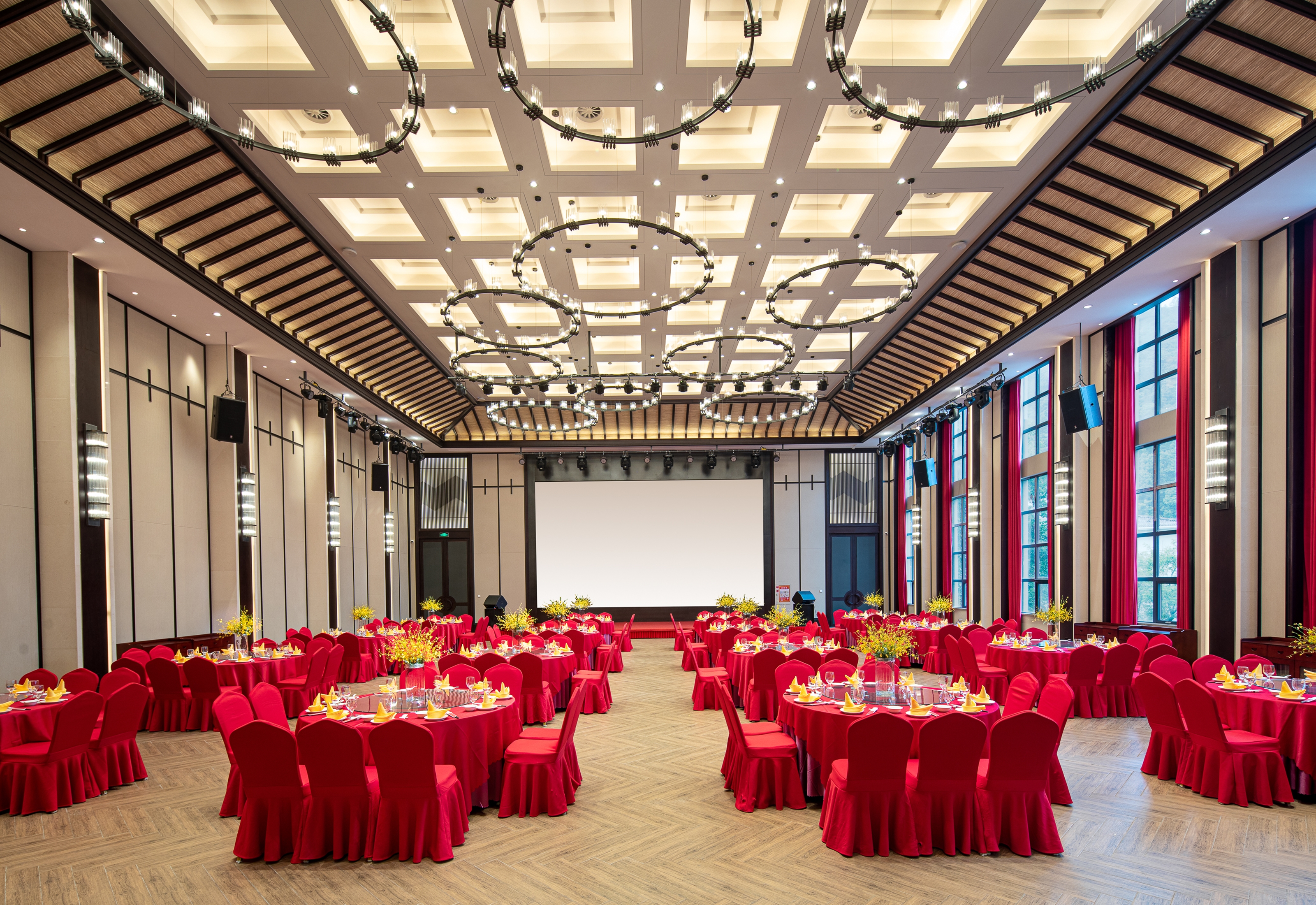 Meeting room at Ramada by Wyndham Xianning Xishan Mountain in Xianning, Other than US/Canada