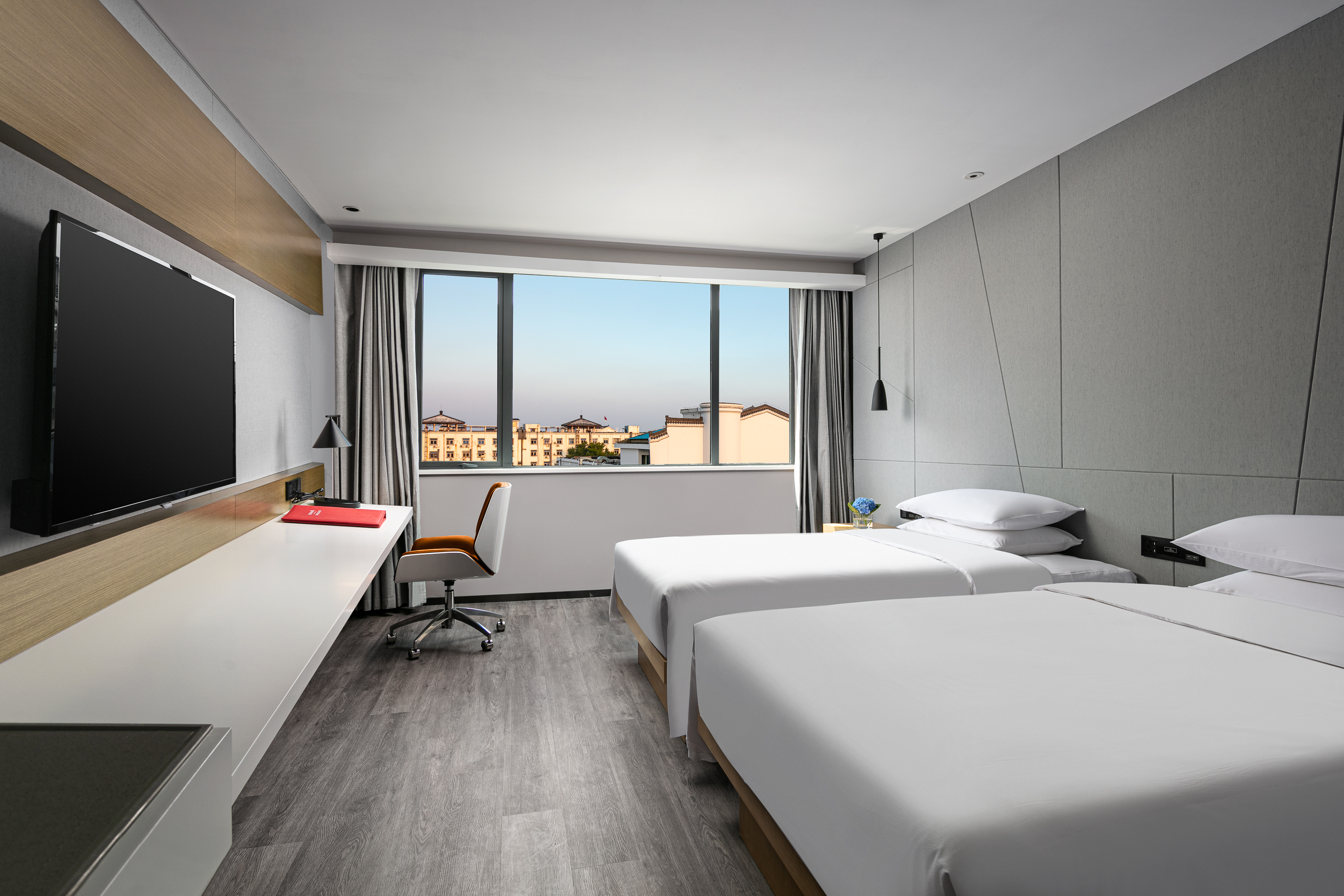 Guest room at the Ramada by Wyndham Yangzhou Slender West Lake in Yangzhou, Other than US/Canada