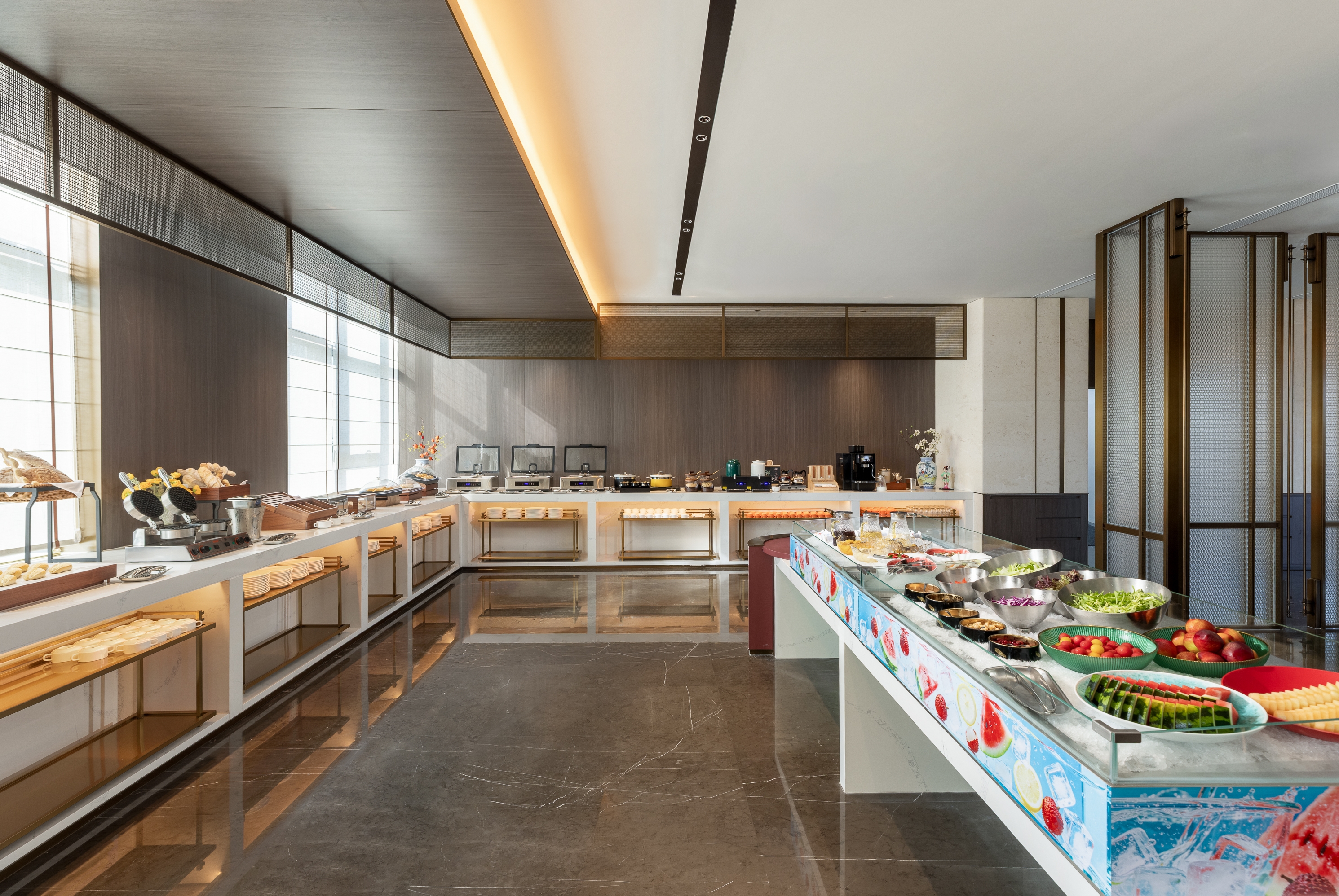 Ramada by Wyndham Zibo Zichuan restaurant in Zibo, Other than US/Canada
