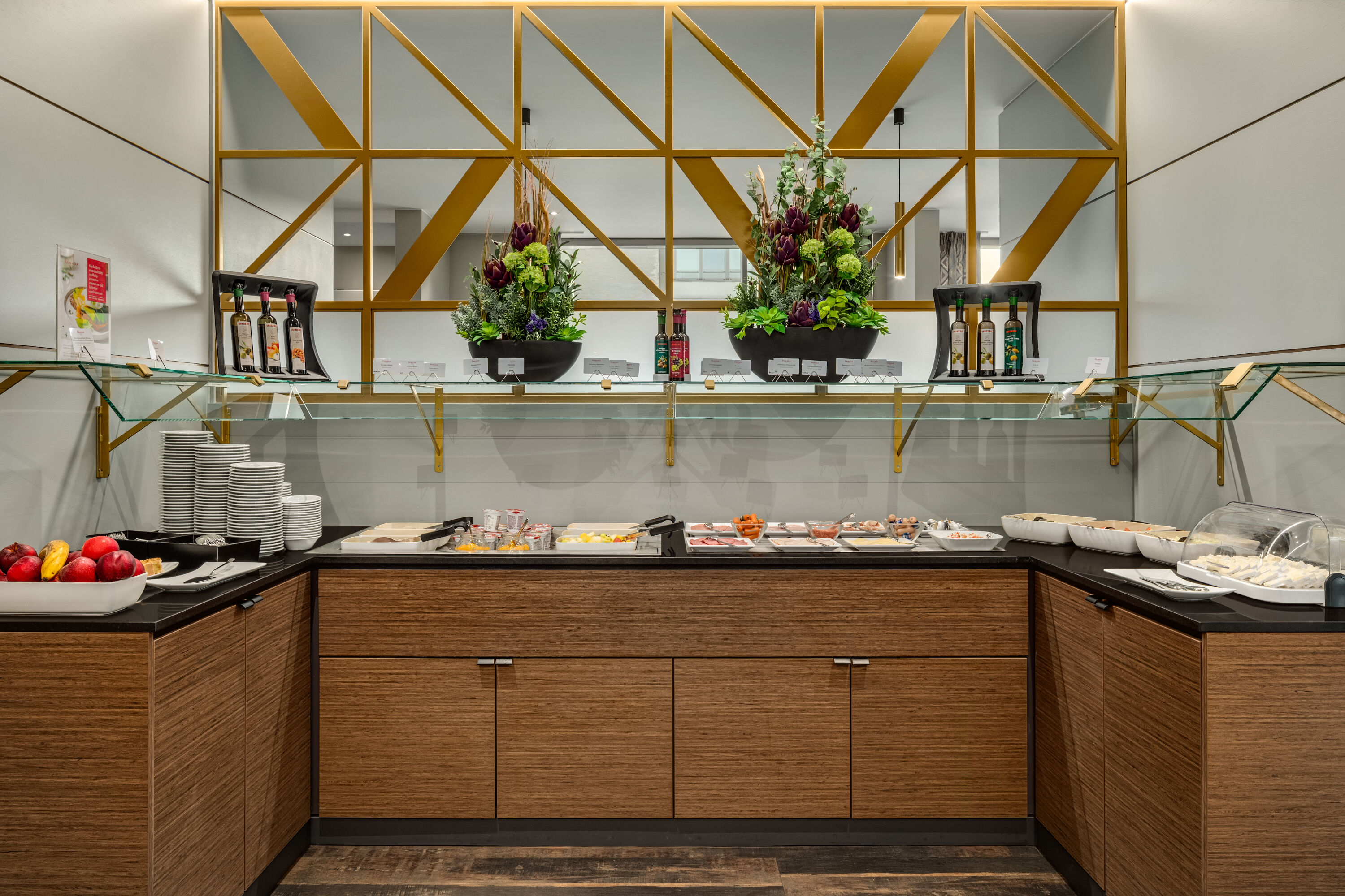 Ramada by Wyndham Essen restaurant buffet in Essen, Other than US/Canada
