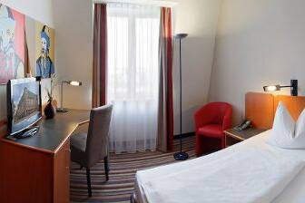 Guest room at the Ramada Leipzig City Centre in Leipzig, Other than US/Canada