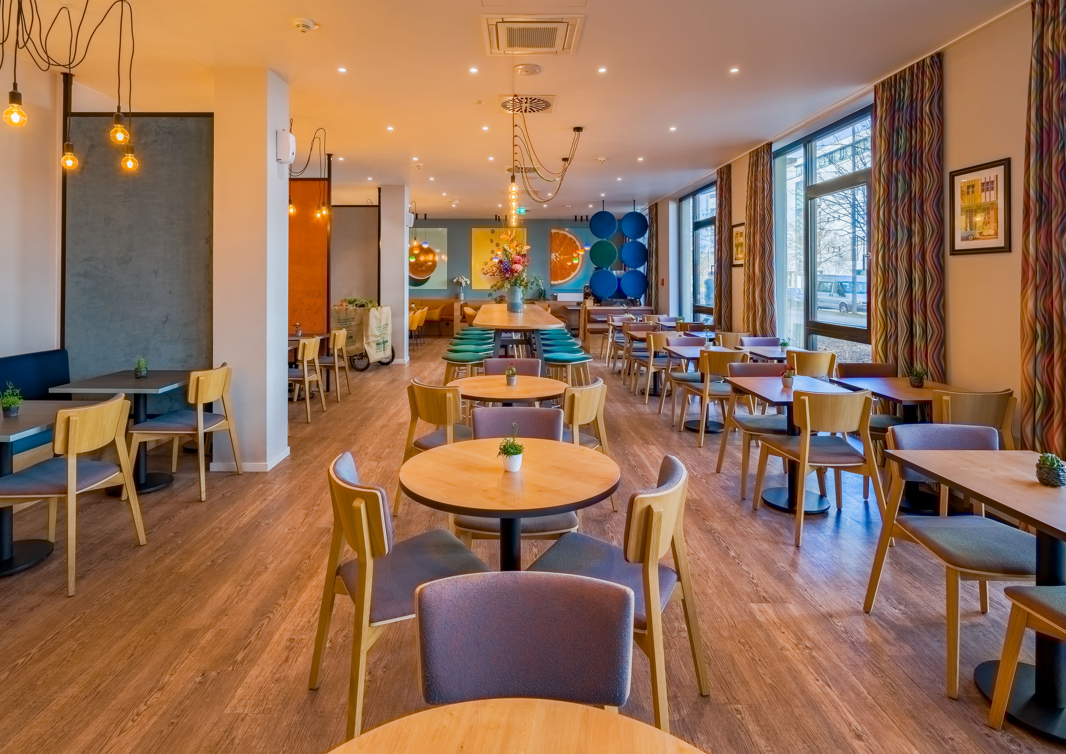 Ramada Encore by Wyndham Munich Messe restaurant in Munich, Other than US/Canada