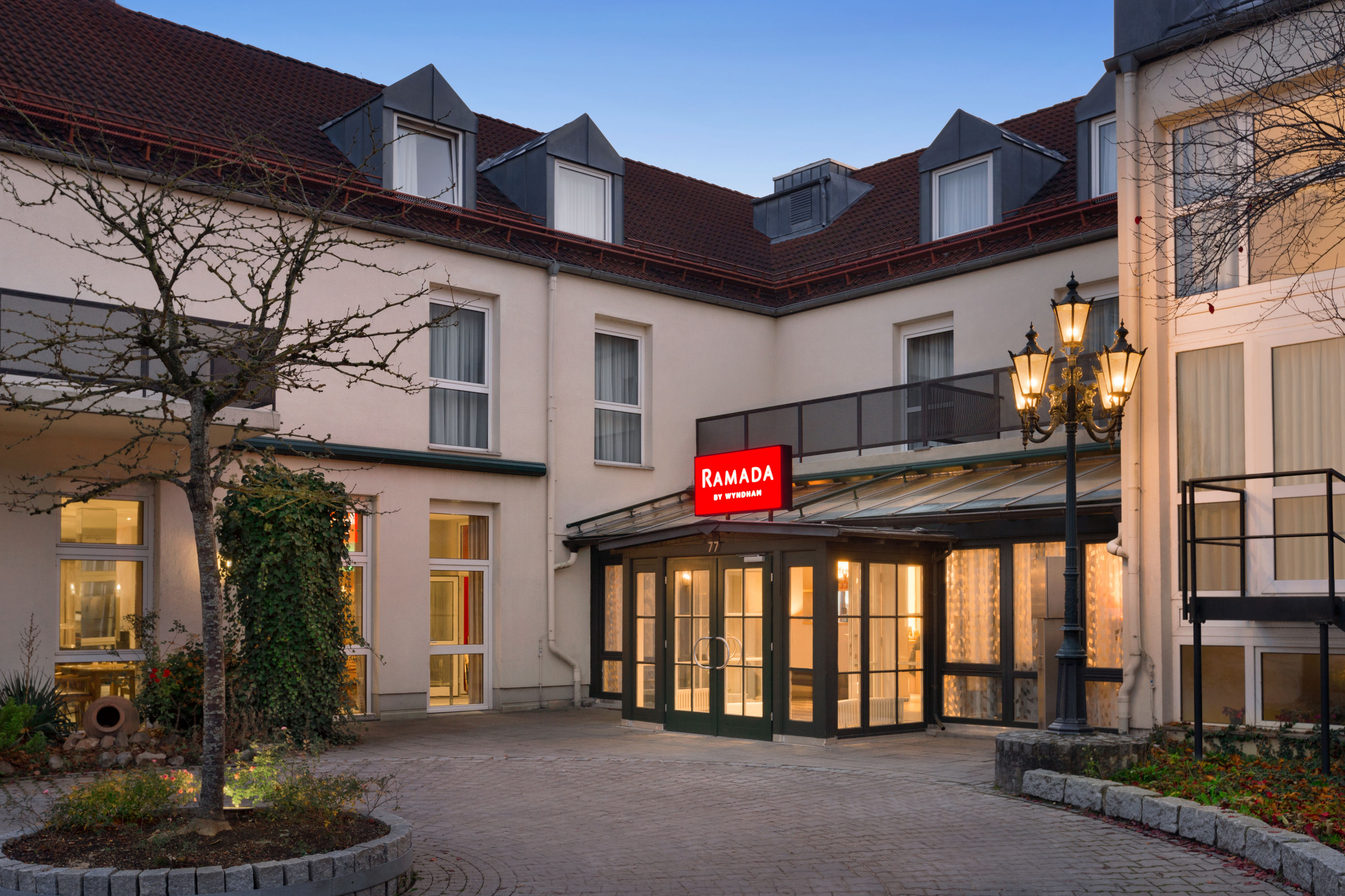 Ramada By Wyndham Muenchen Airport Schwaig Ot Oberding De Hotels