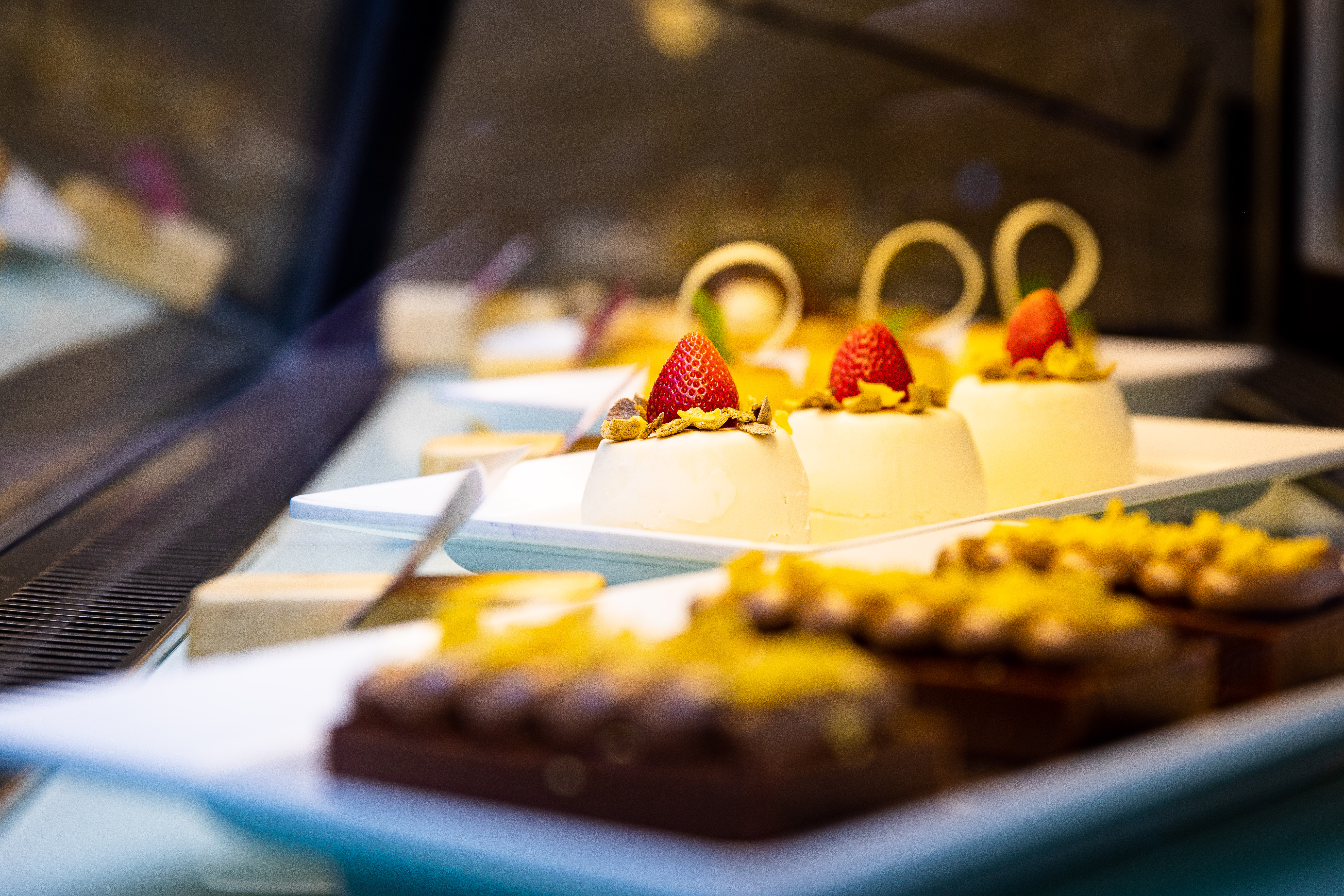 Ramada by Wyndham Addis Ababa restaurant buffet in Addis Ababa, Other than US/Canada