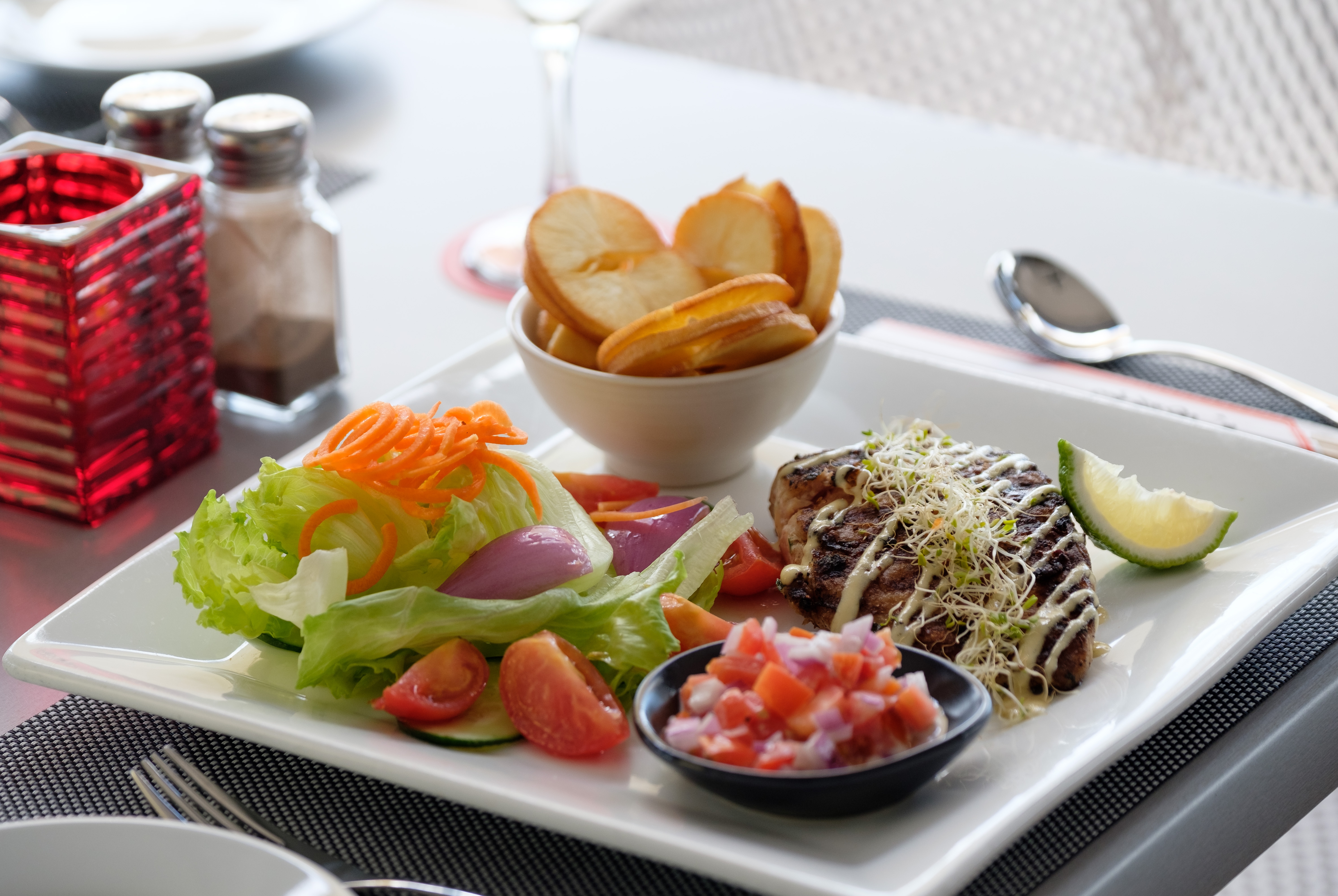 Ramada Suites by Wyndham Wailoaloa Beach Fiji restaurant in Nadi, Other than US/Canada