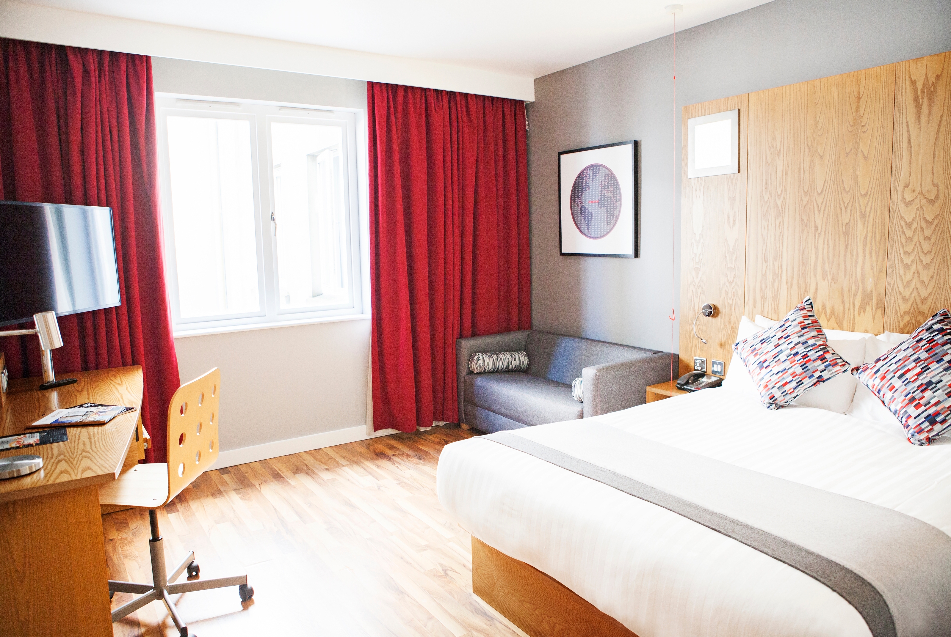 Guest room at the Ramada by Wyndham Belfast City Centre in Belfast, Other than US/Canada