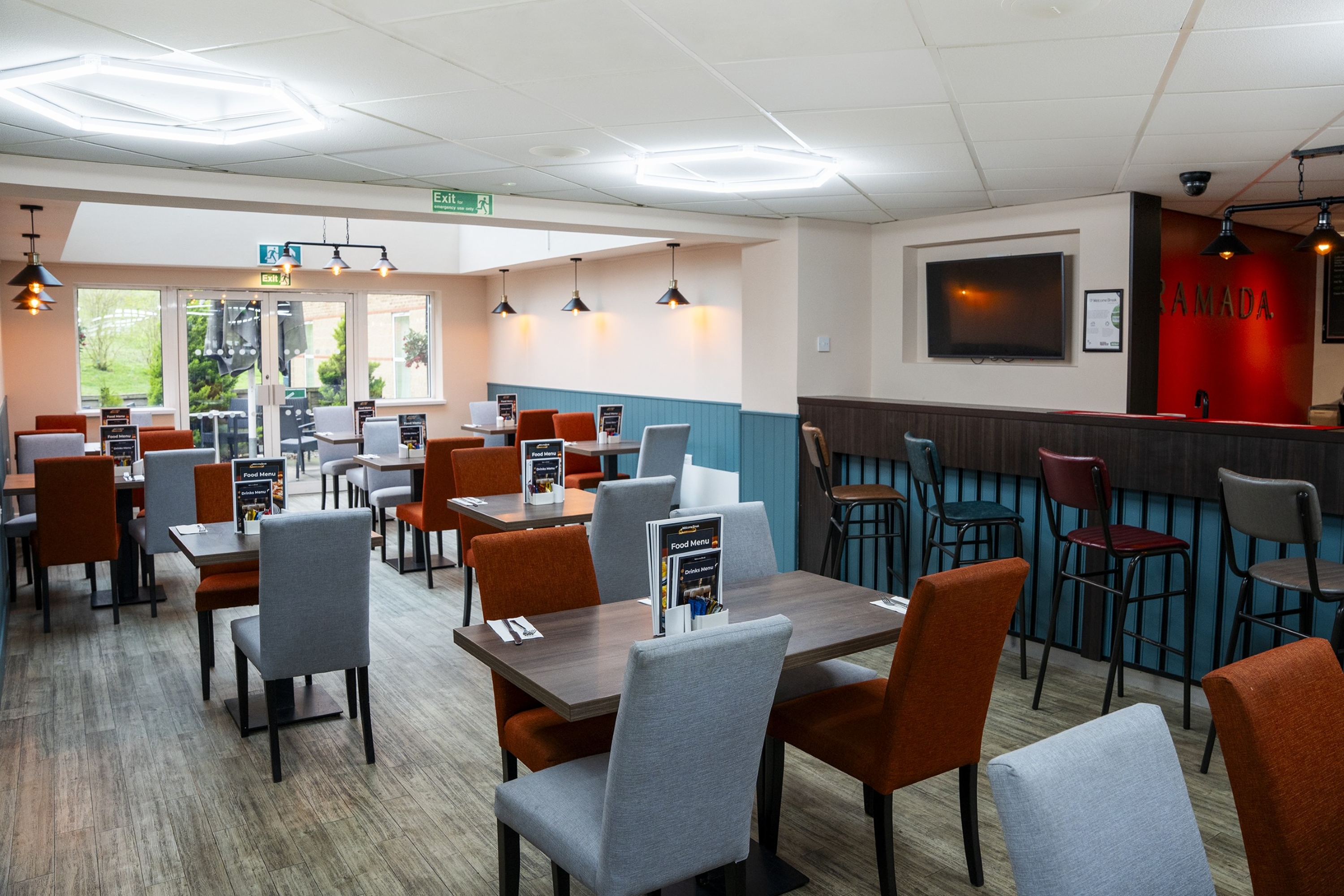 Ramada by Wyndham London Stansted Airport restaurant in Bishops Stortford, Other than US/Canada