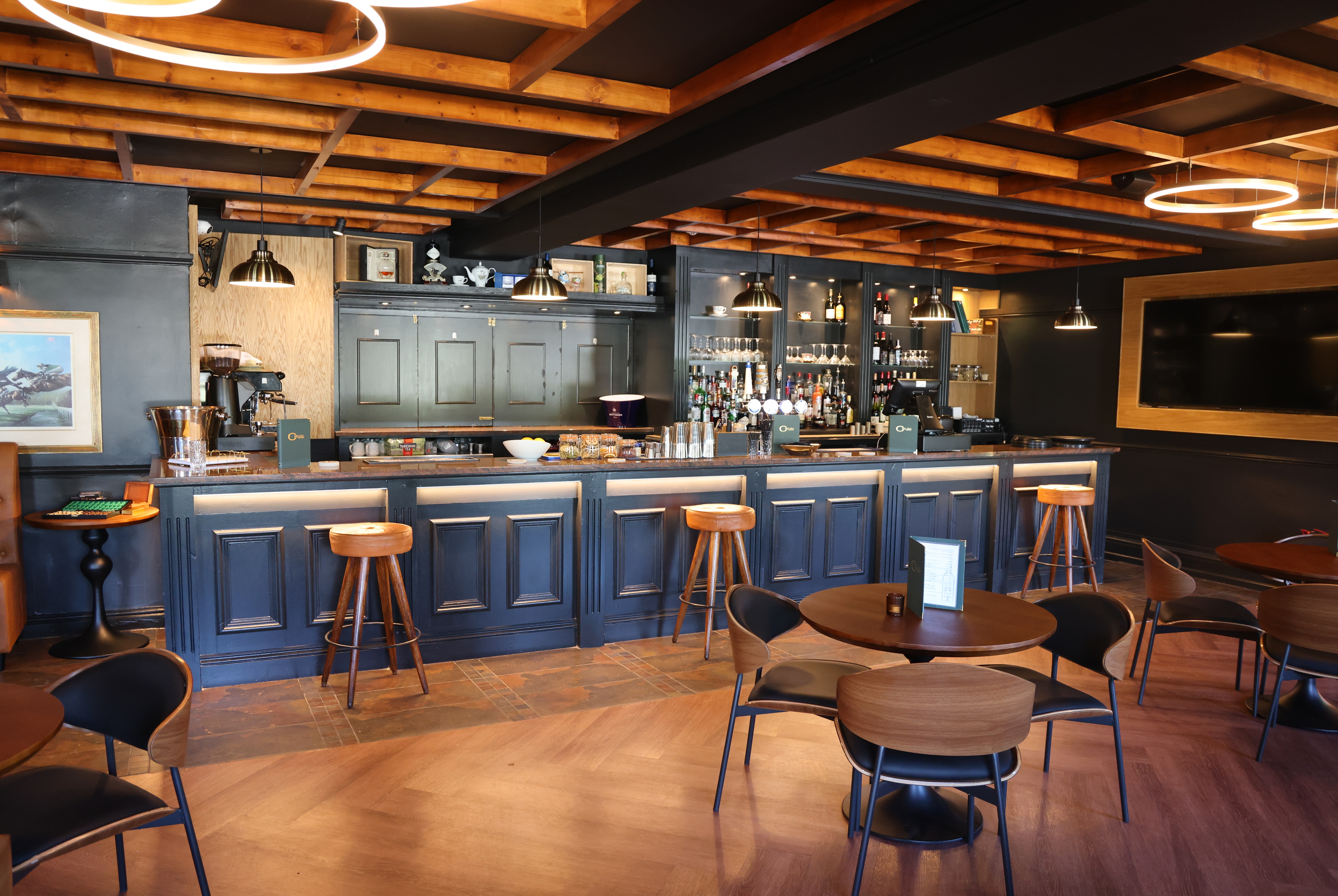 Bar at Ramada by Wyndham Cheltenham in Cheltenham, Other than US/Canada