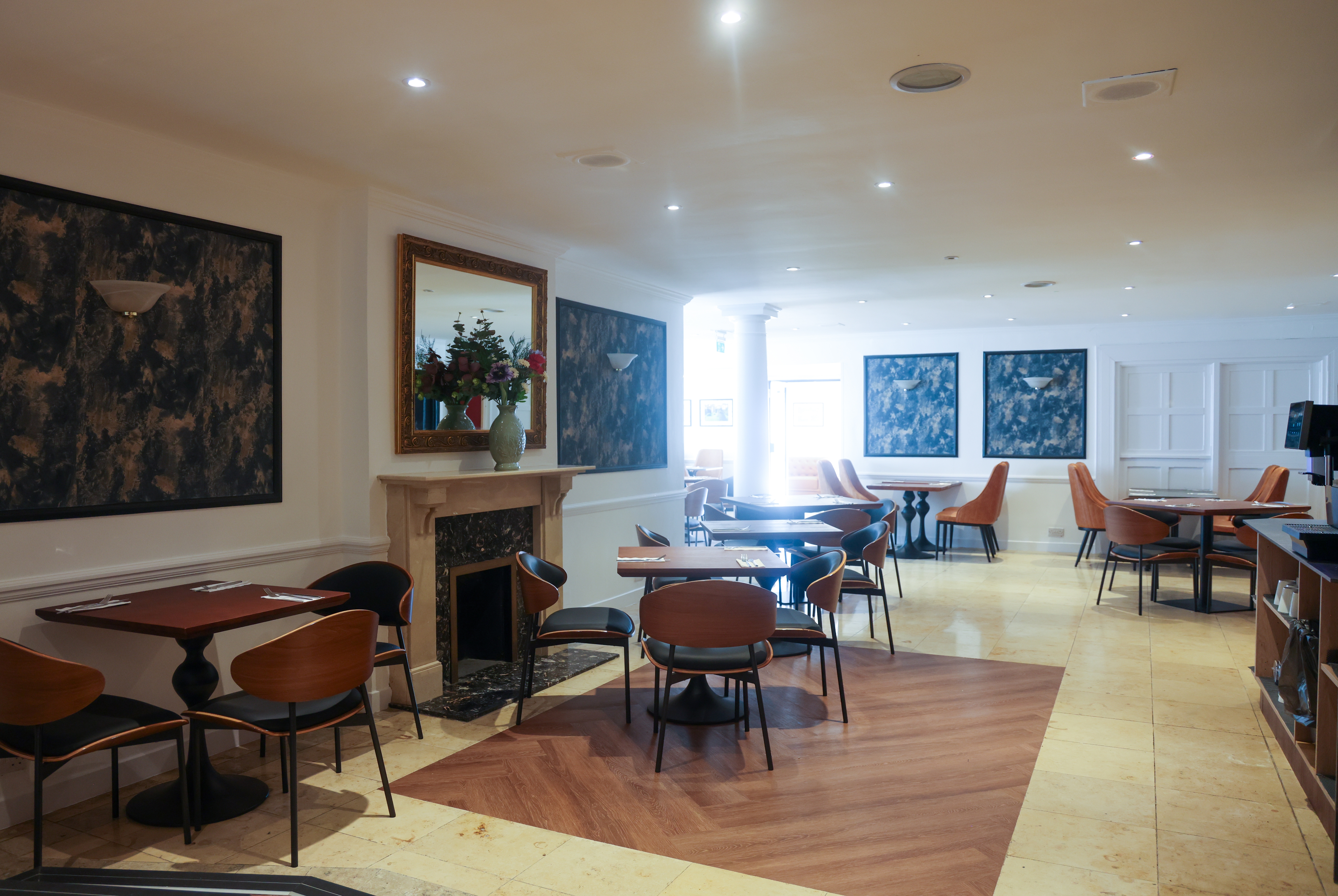 Ramada by Wyndham Cheltenham restaurant breakfast area with seating in Cheltenham, Other than US/Canada