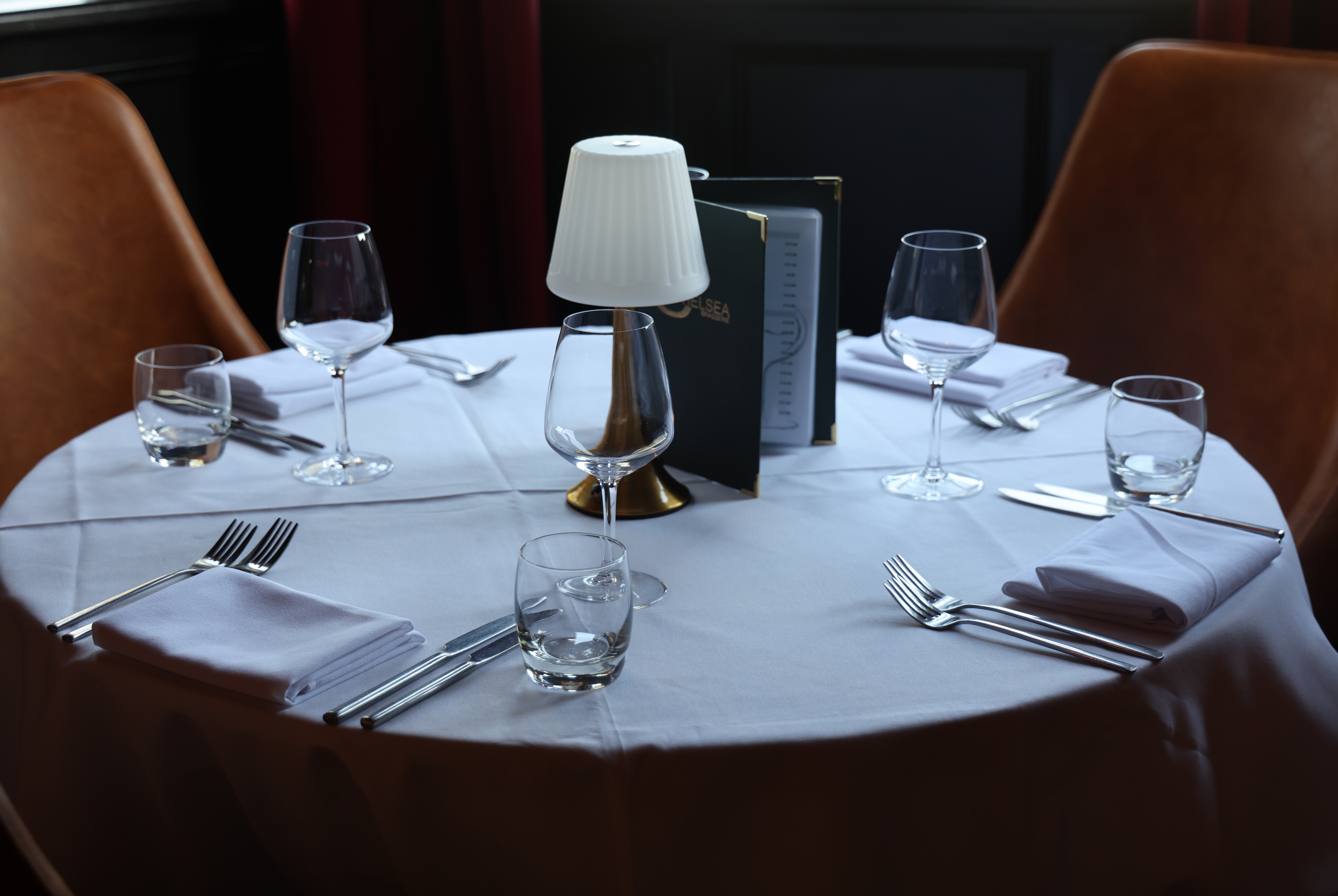 Ramada by Wyndham Cheltenham restaurant in Cheltenham, Other than US/Canada
