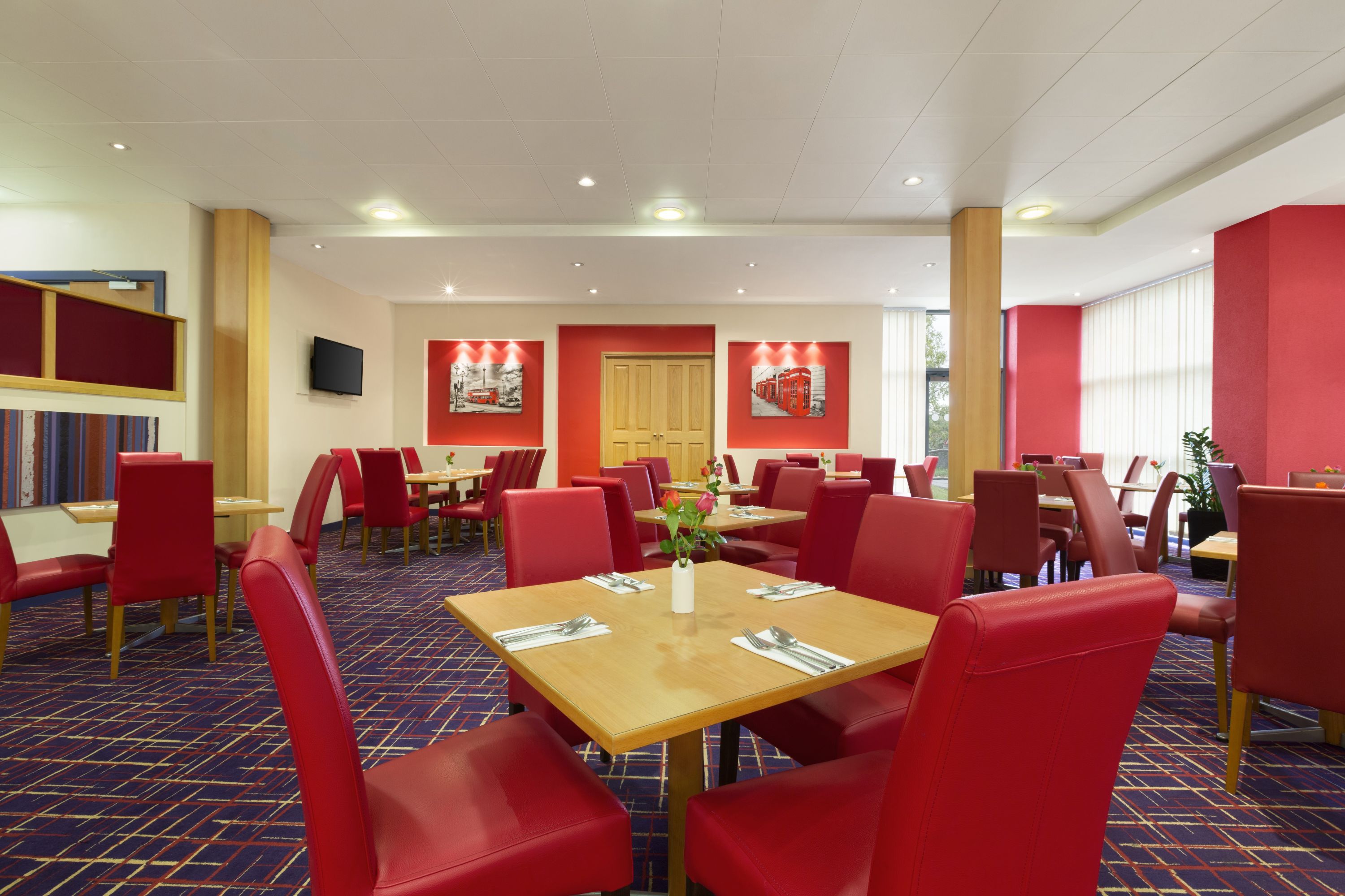 Property amenity at Ramada by Wyndham London North M1 in London, Other than US/Canada