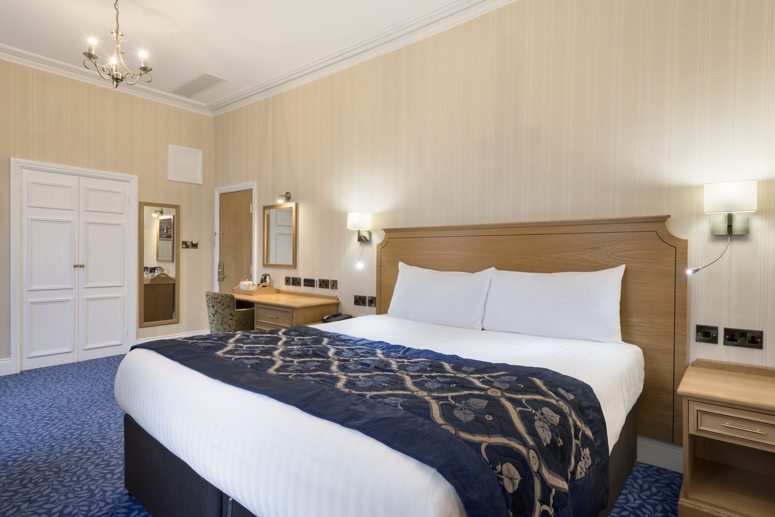 Ramada By Wyndham Park Hall Wolverhampton Wolverhampton Gb Hotels