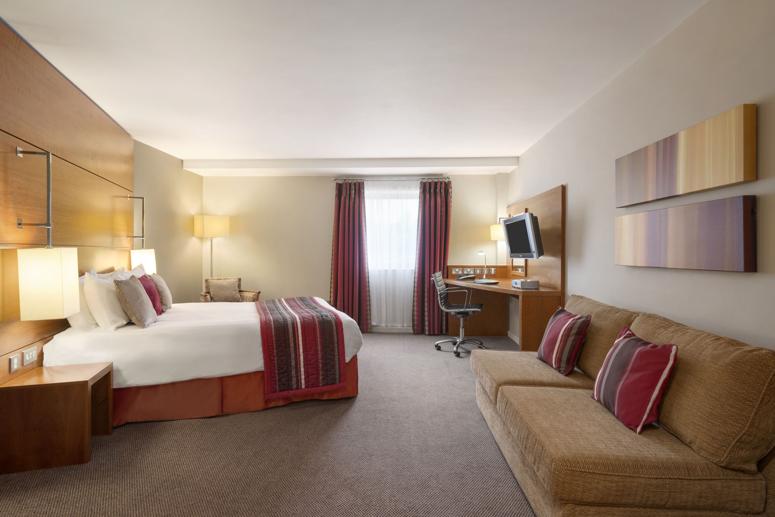 Ramada Plaza by Wyndham Wrexham suite in Wrexham, Other than US/Canada