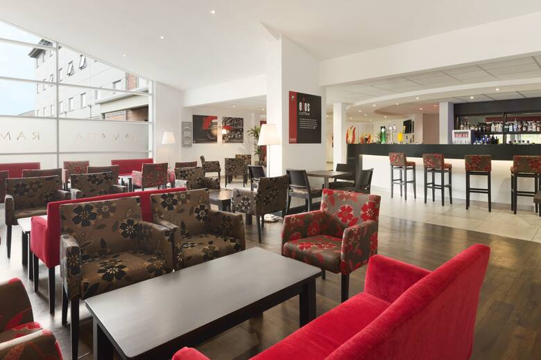 Ramada Wakefield restaurant in Yorkshire, Other than US/Canada
