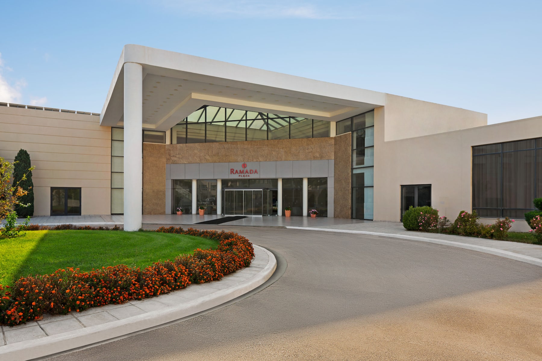 Exterior of Ramada Plaza by Wyndham Thraki hotel in Alexandroupolis, Other than US/Canada