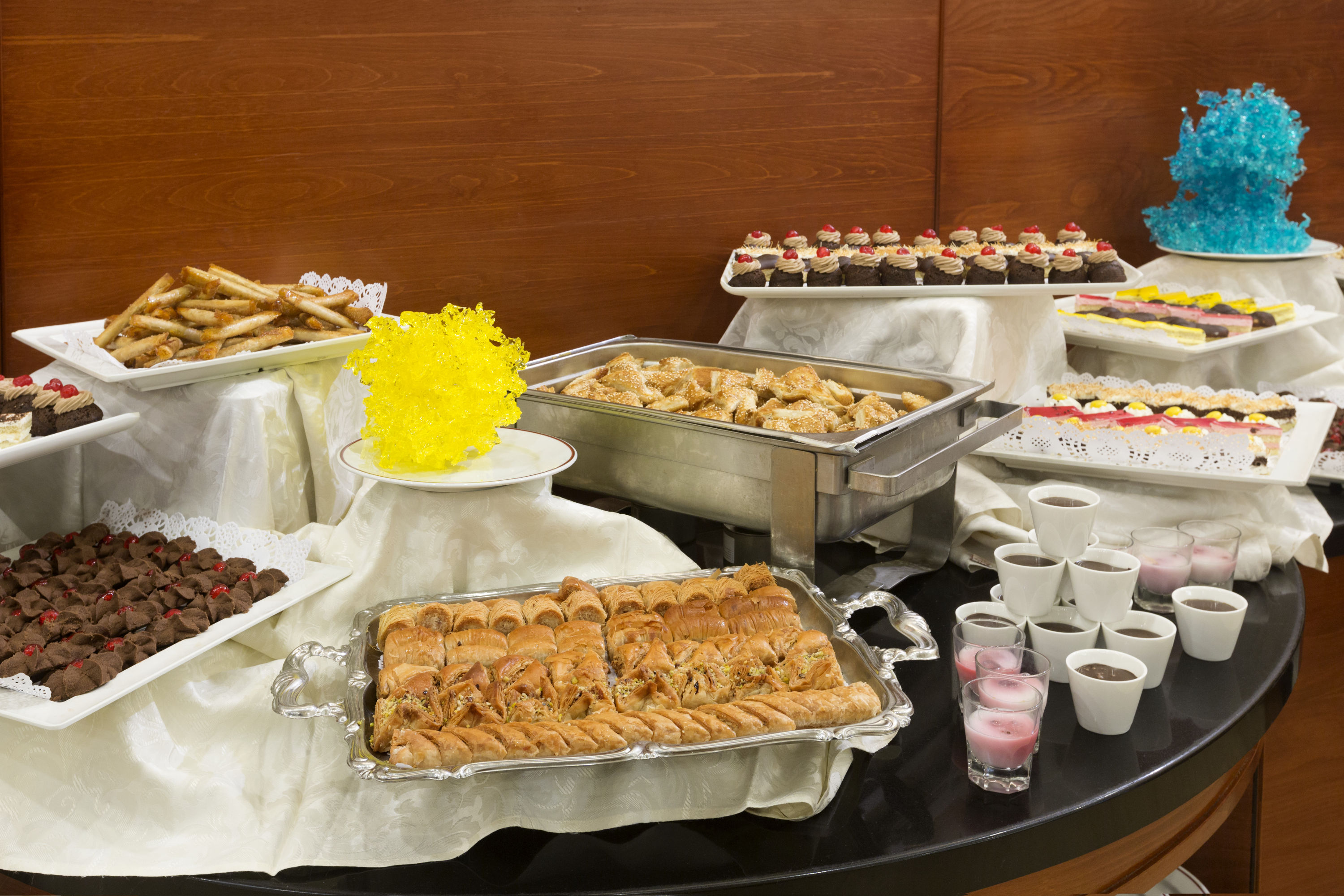 Ramada by Wyndham Jerusalem restaurant in Jerusalem, Other than US/Canada