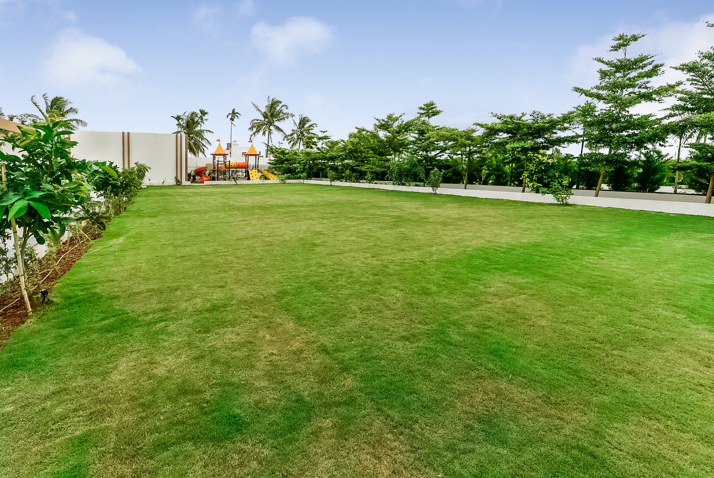 Exterior of Ramada by Wyndham Bengaluru Yelahanka hotel in Bengaluru, Other than US/Canada
