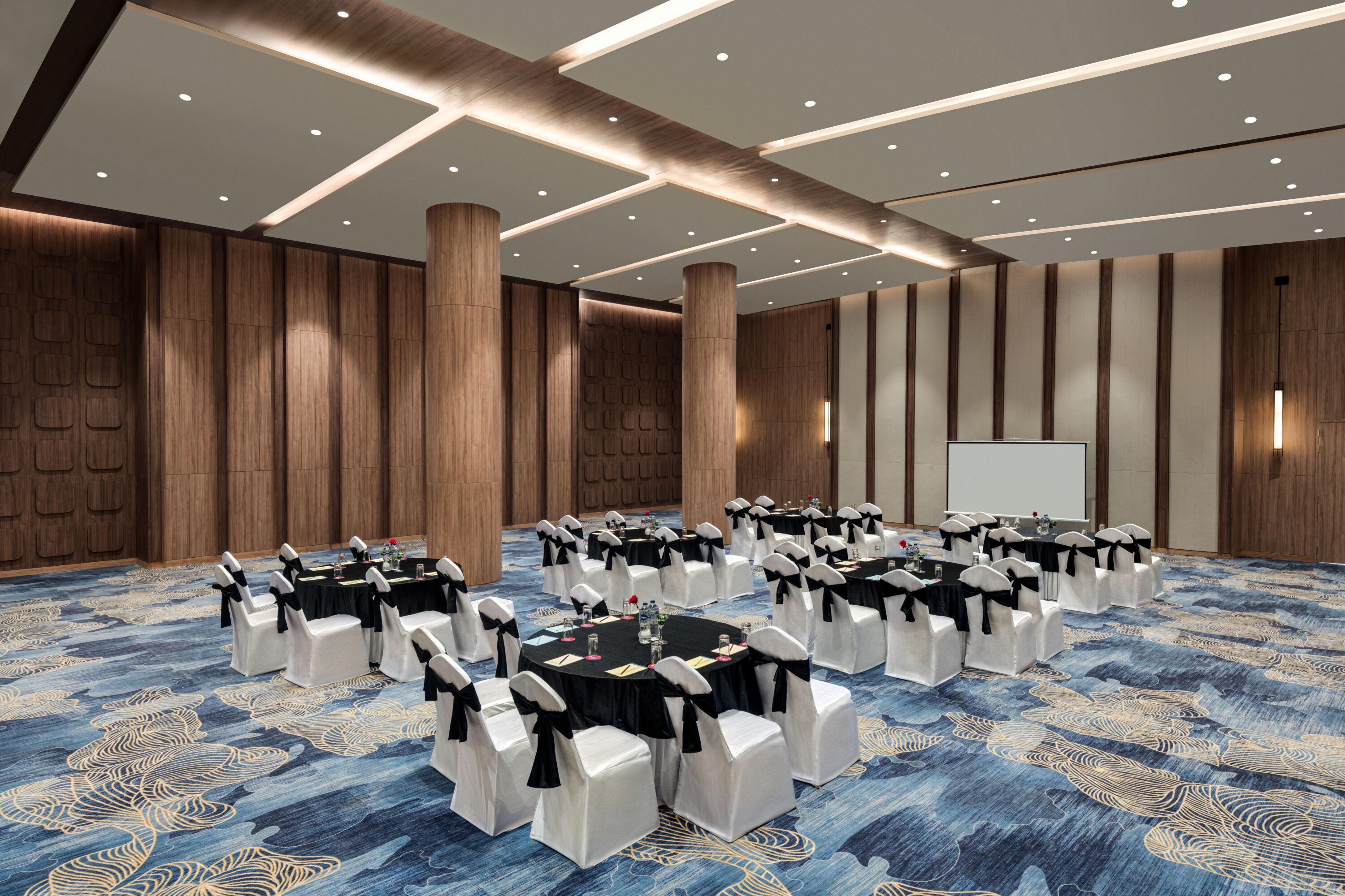 Meeting room banquet rounds at Ramada Encore By Wyndham Bhiwadi Phool Bagh Chowk in Bhiwadi, Other than US/Canada