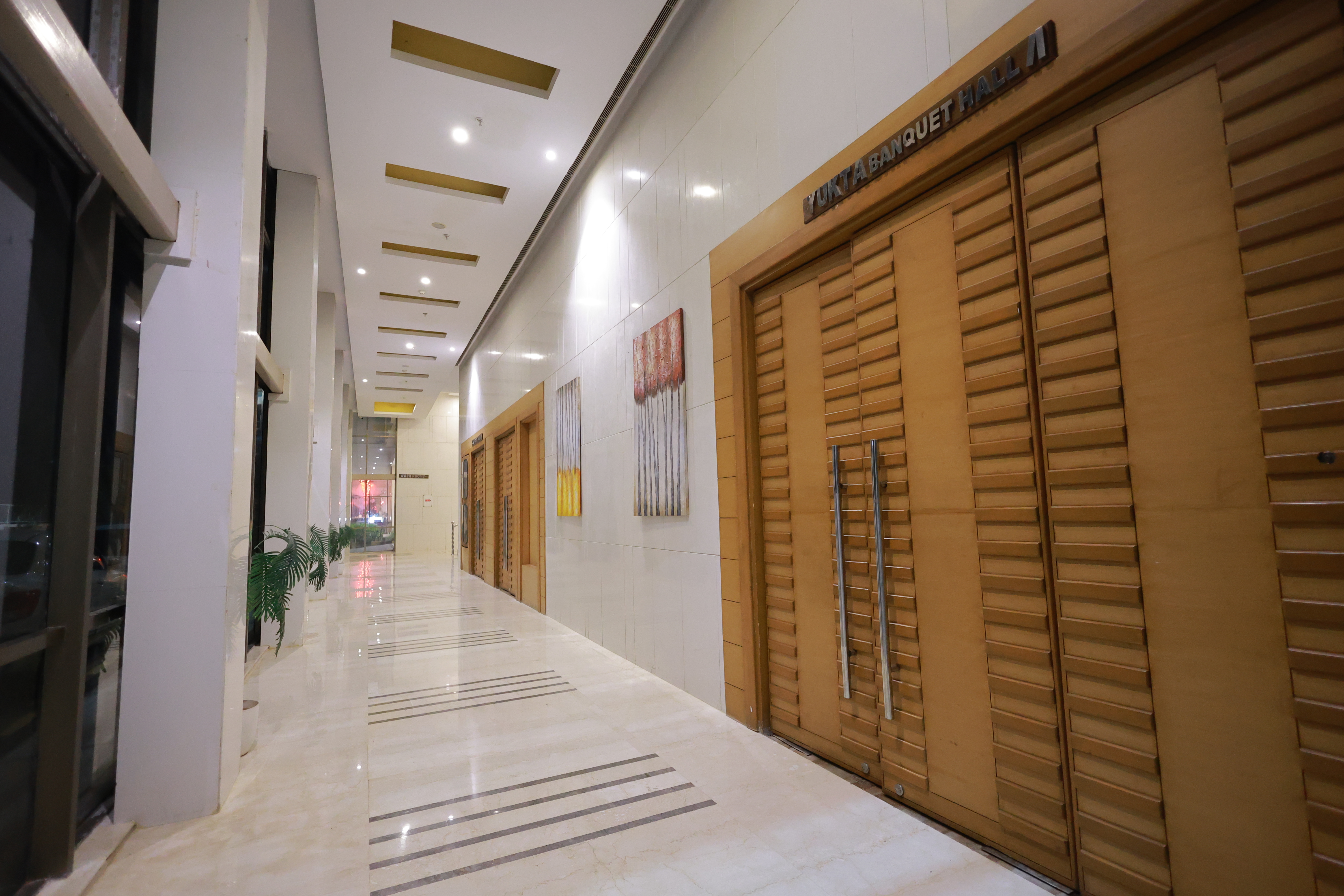 Meeting room at Ramada by Wyndham Bodh Gaya Mahabodhi in Bodh Gaya, Other than US/Canada