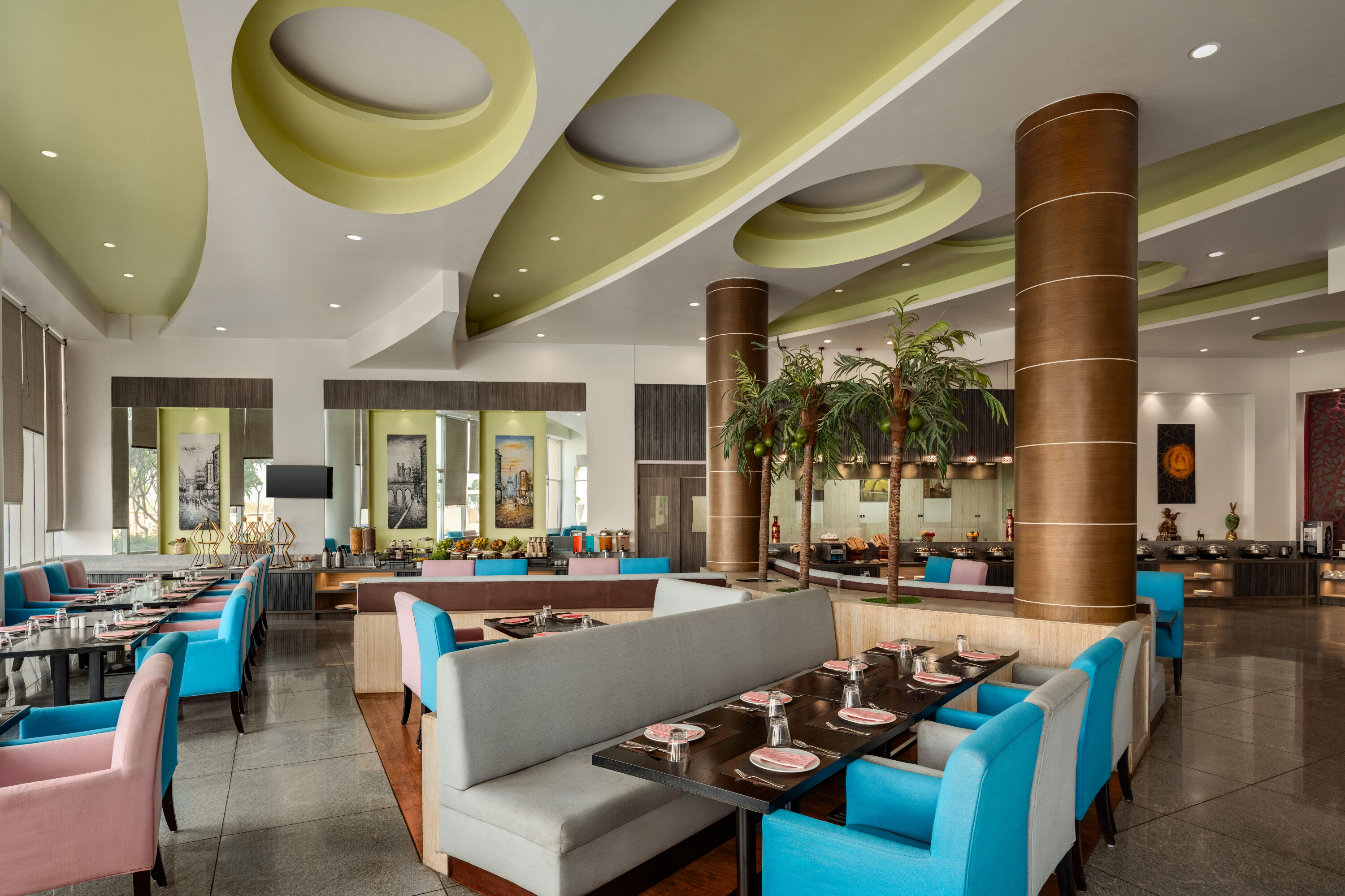 Ramada by Wyndham Bodh Gaya Mahabodhi cafe in Bodh Gaya, Other than US/Canada