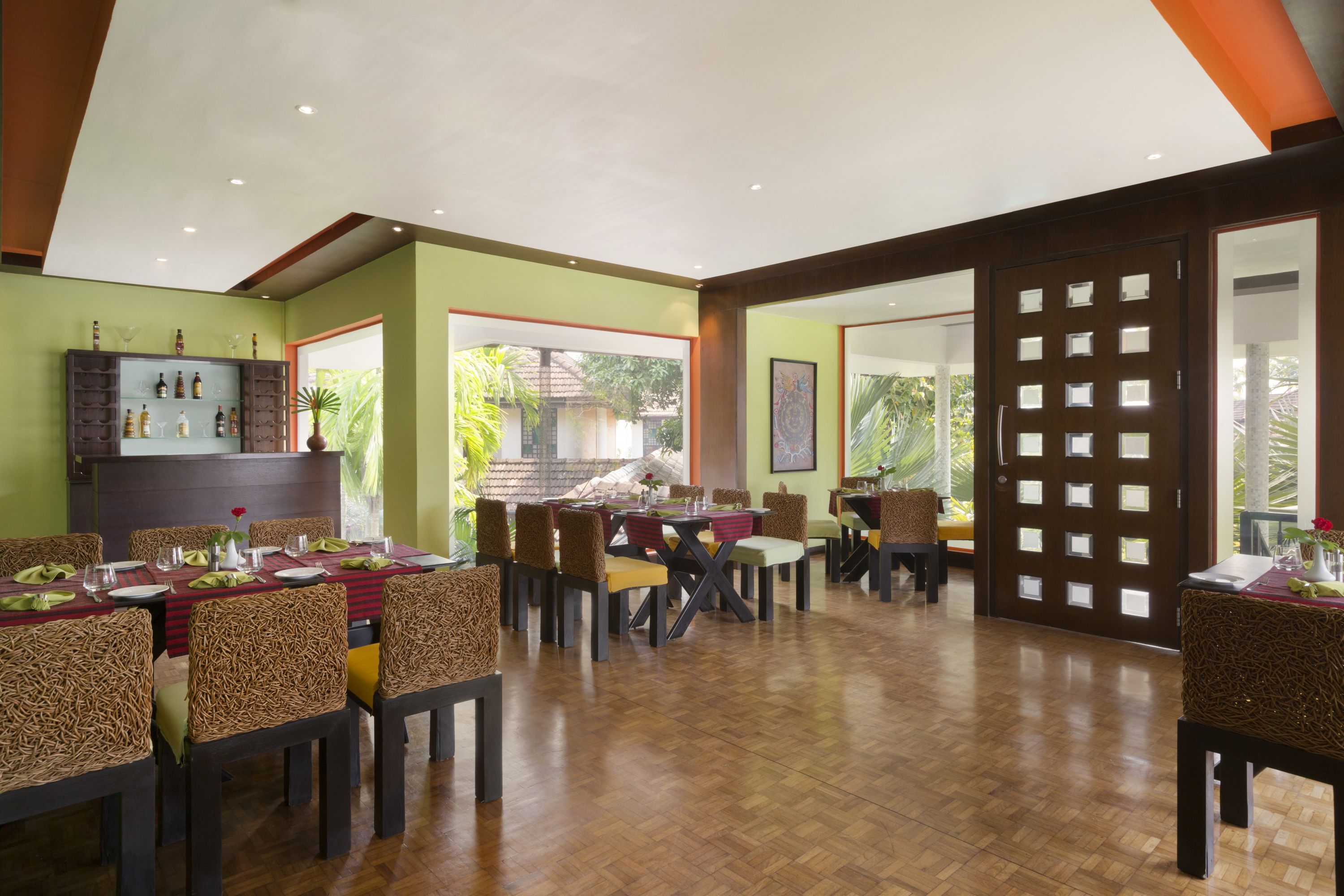 Ramada Resort by Wyndham Kochi restaurant in Cochin, Other than US/Canada
