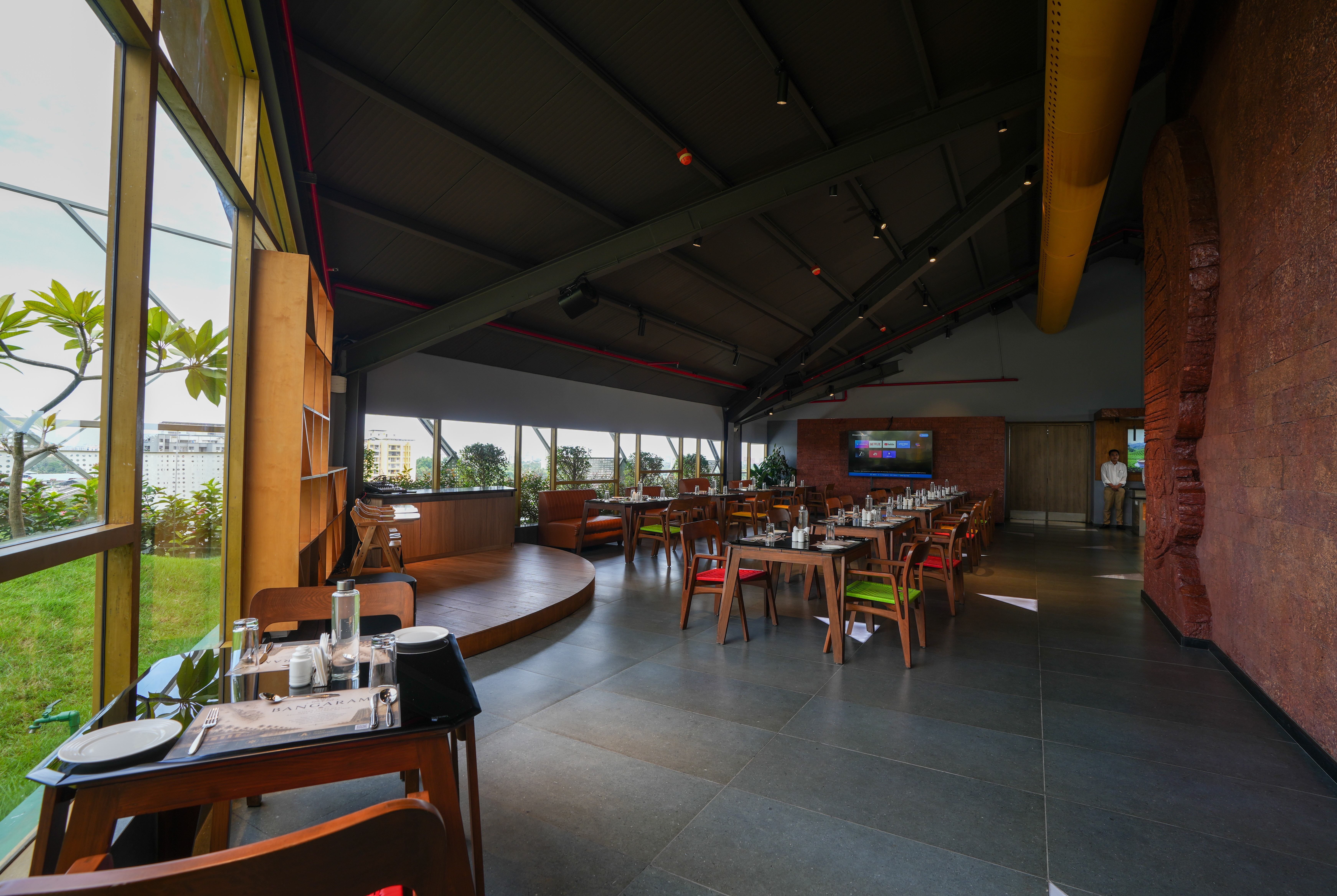 Ramada Encore by Wyndham Kochi Kalamassery restaurant in Cochin, Other than US/Canada