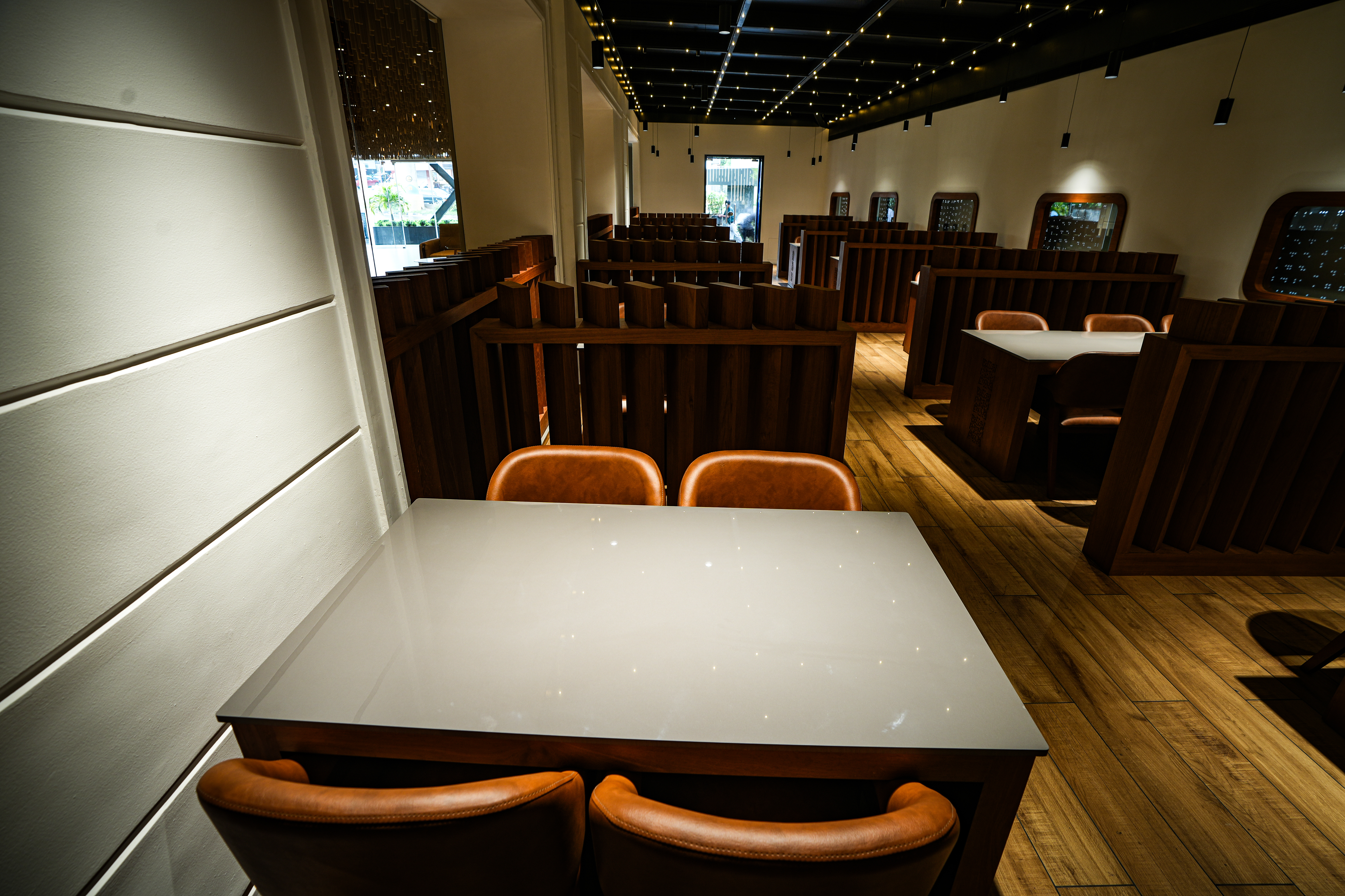 Ramada Encore by Wyndham Kochi Kalamassery restaurant in Cochin, Other than US/Canada