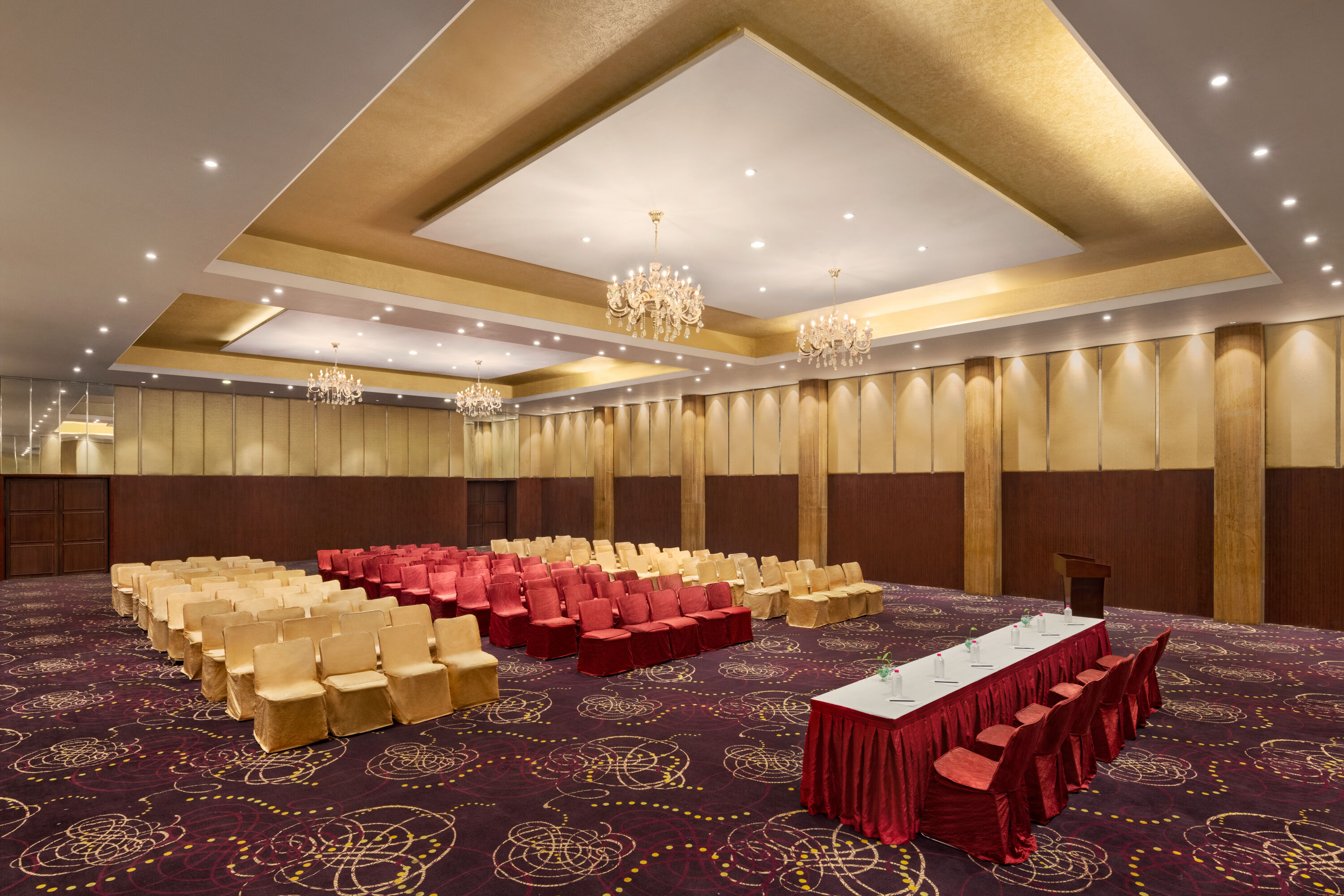 Meeting room banquet rounds at Ramada by Wyndham Jaipur Jaisinghpura in Jaipur, Other than US/Canada