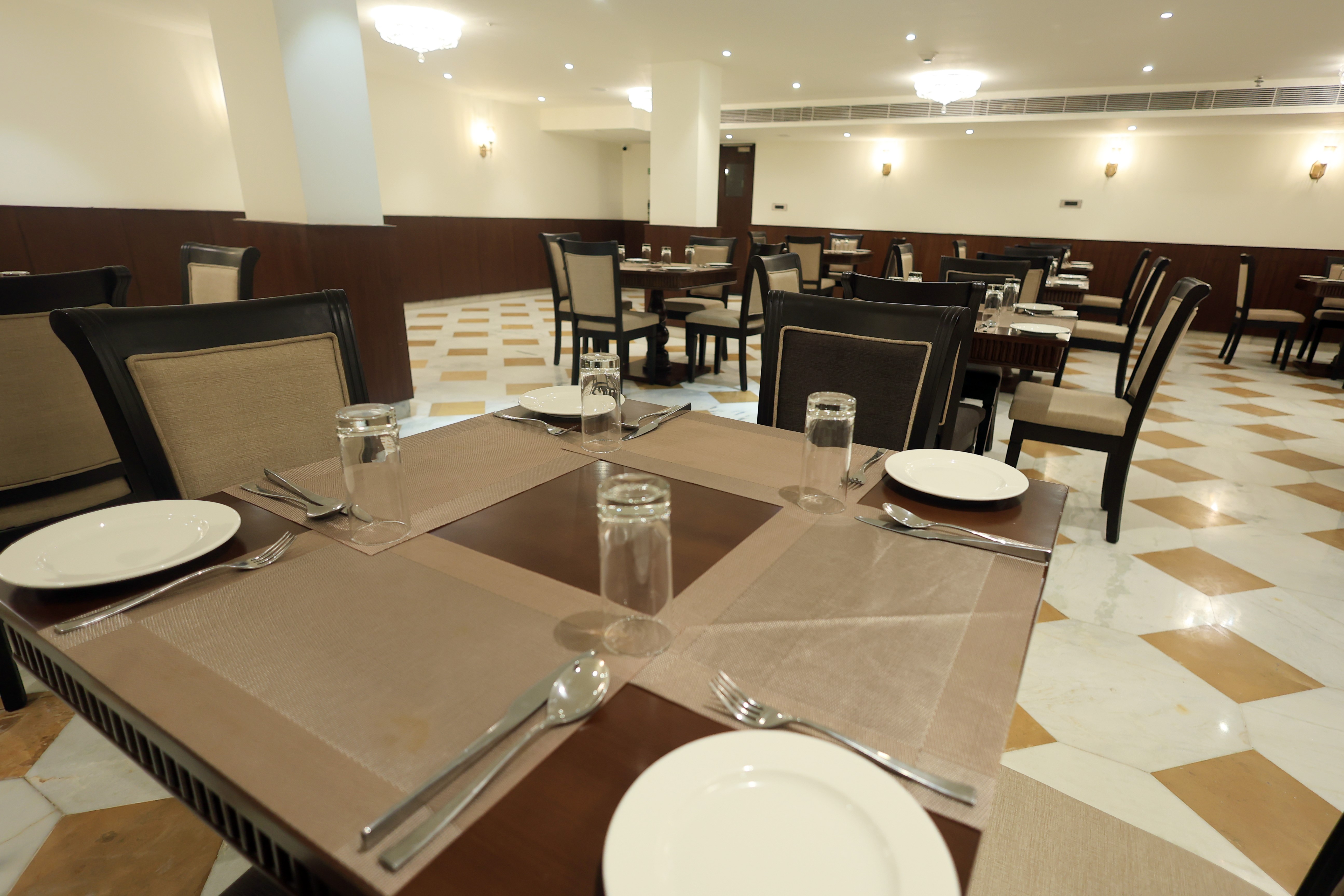 Ramada by Wyndham Jaisalmer Barmer Road restaurant in Jaisalmer, Other than US/Canada