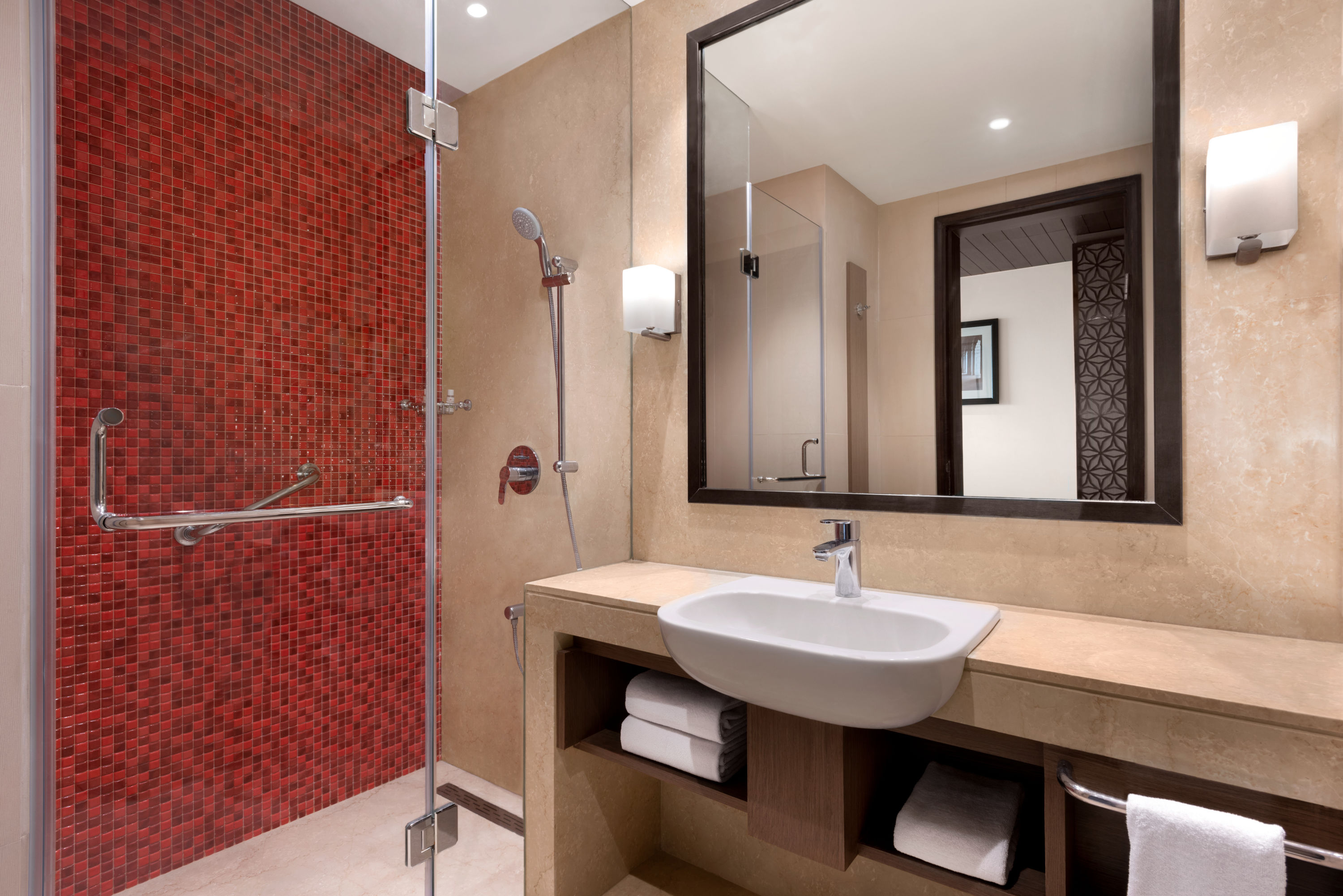 Ramada by Wyndham Lucknow Hotel and Convention Center | Lucknow, IN Hotels