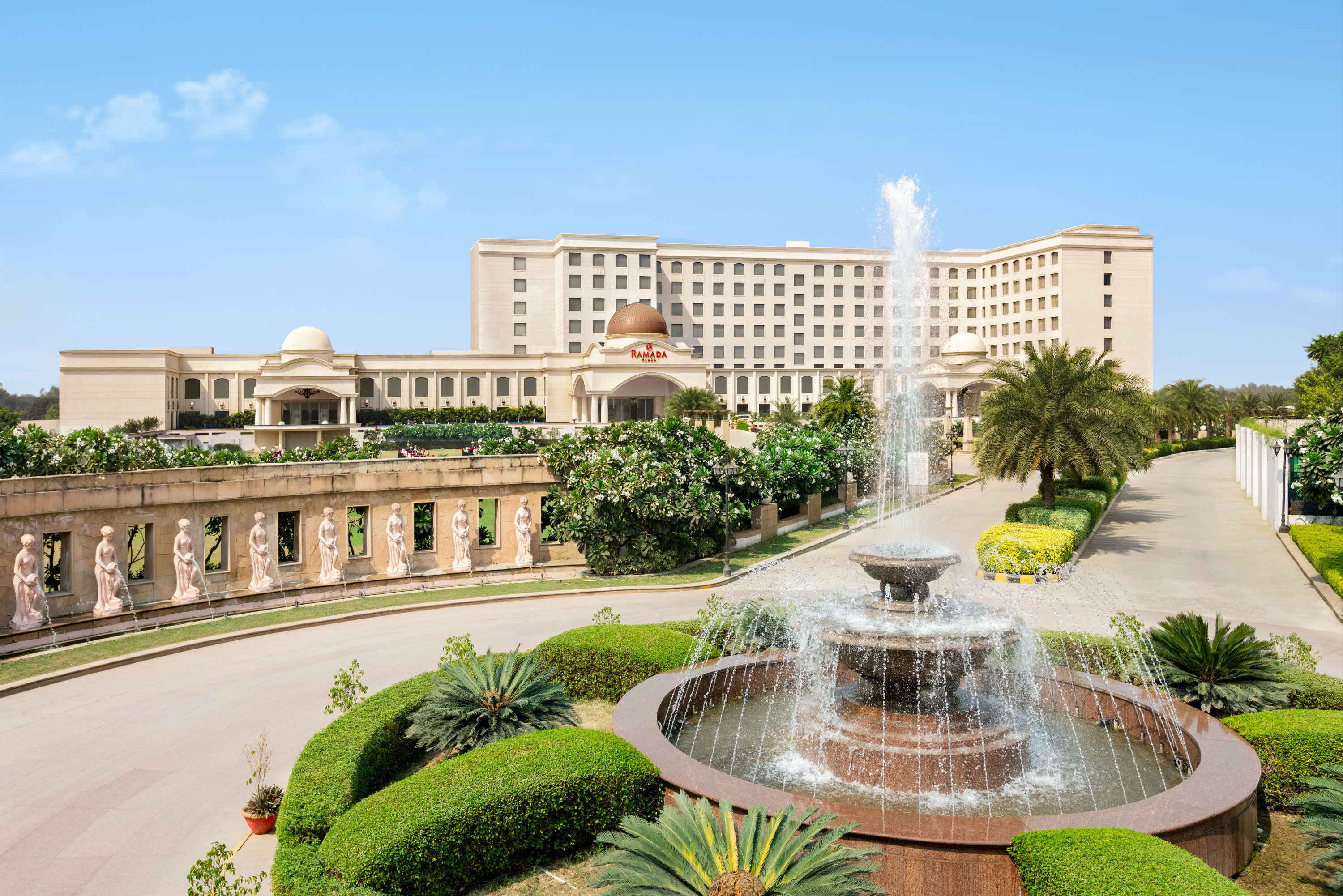 Ramada by Wyndham Lucknow Lucknow, IN Hotels