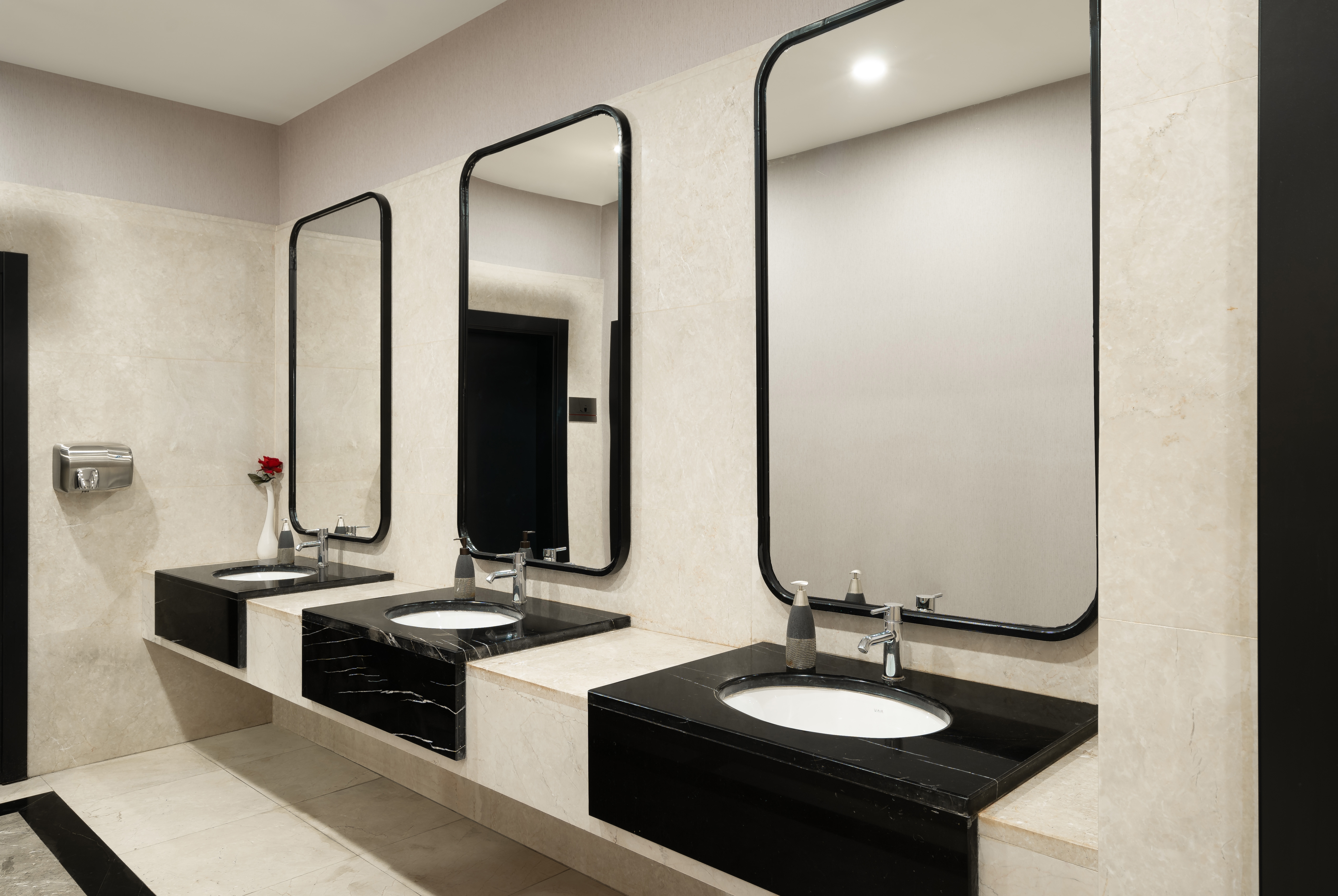 Ramada by Wyndham Erbil Gulan Street lobby feature in Erbil, Other than US/Canada