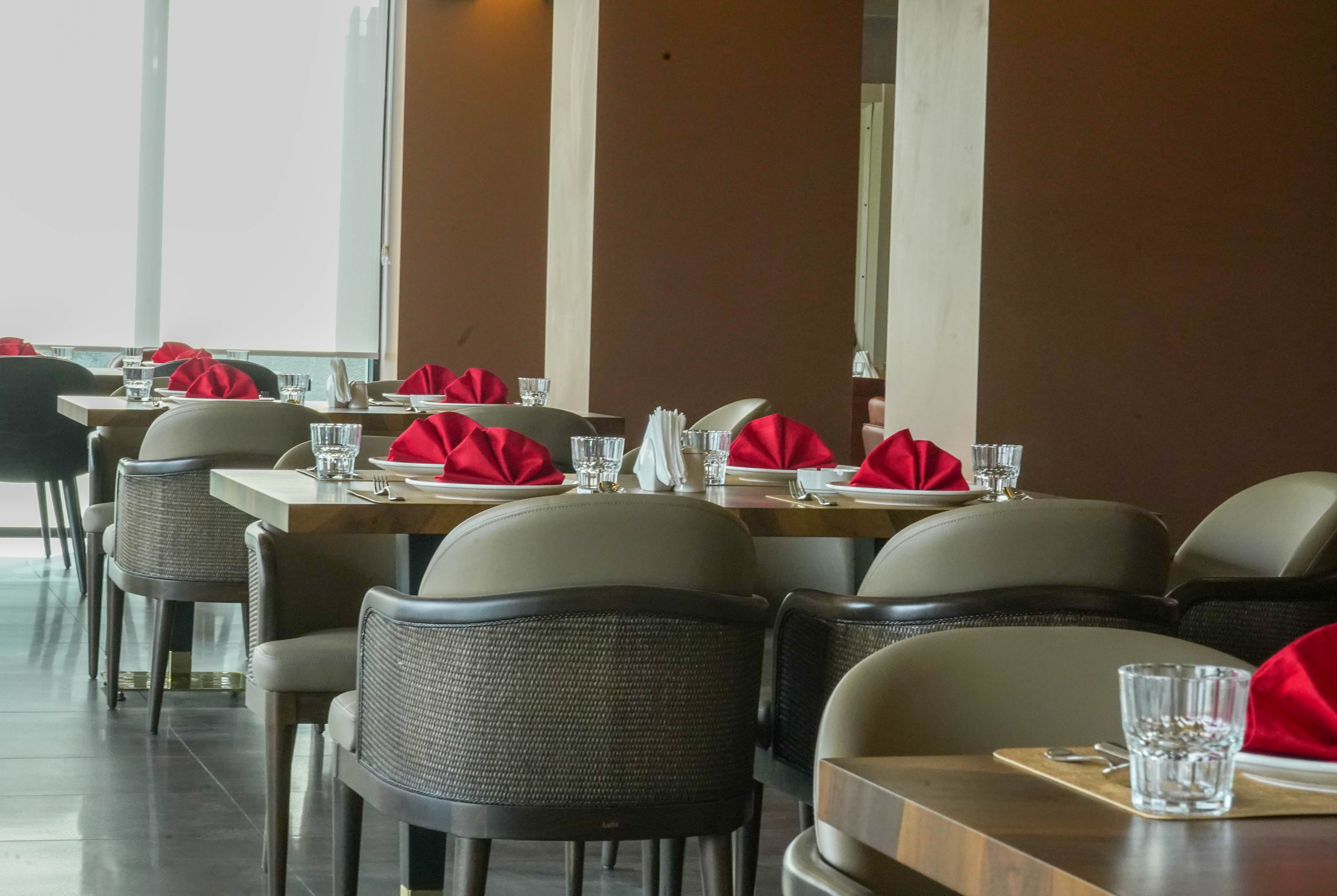 Ramada Plaza by Wyndham Mosul Corniche restaurant in Mosul, Other than US/Canada