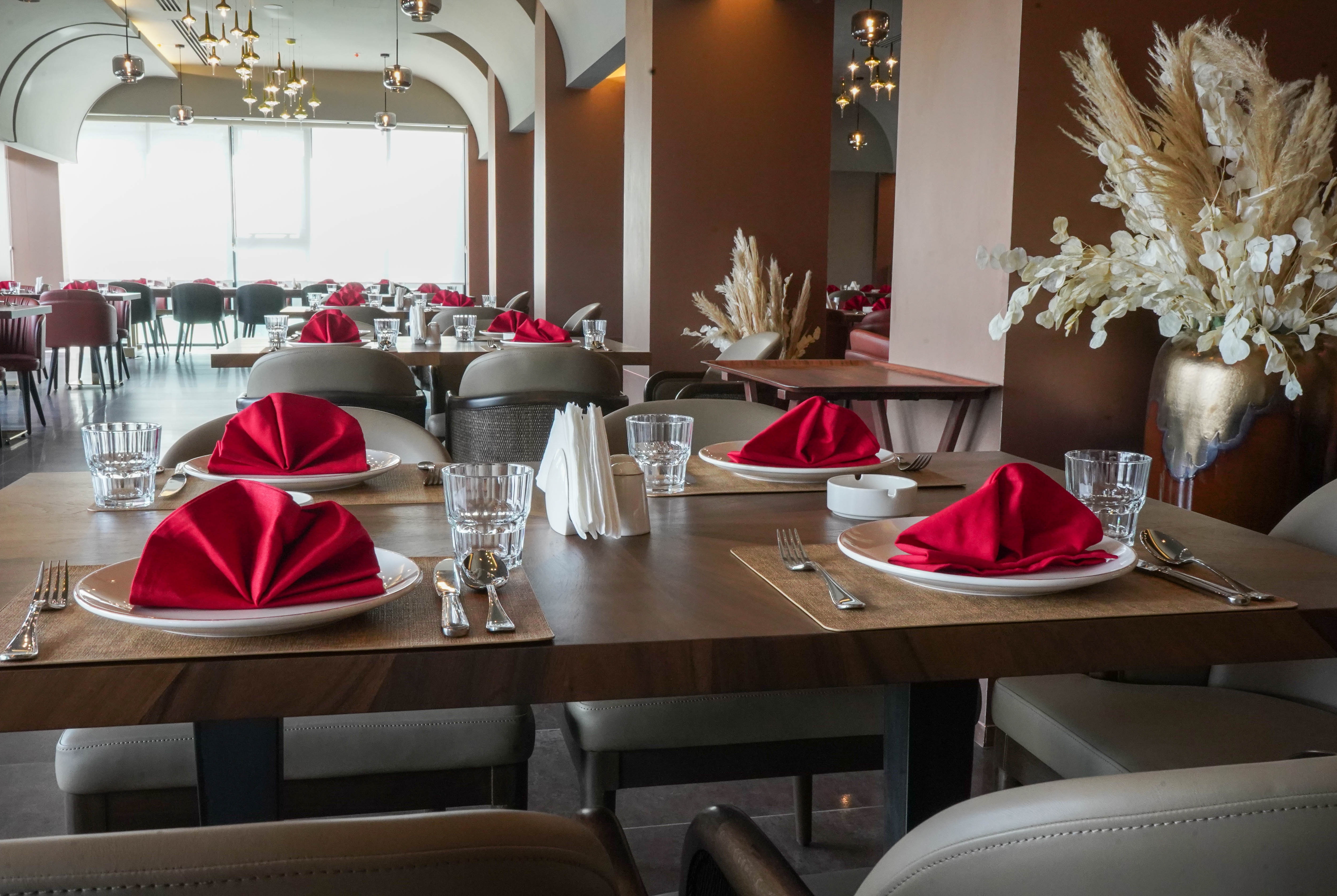 Ramada Plaza by Wyndham Mosul Corniche restaurant in Mosul, Other than US/Canada