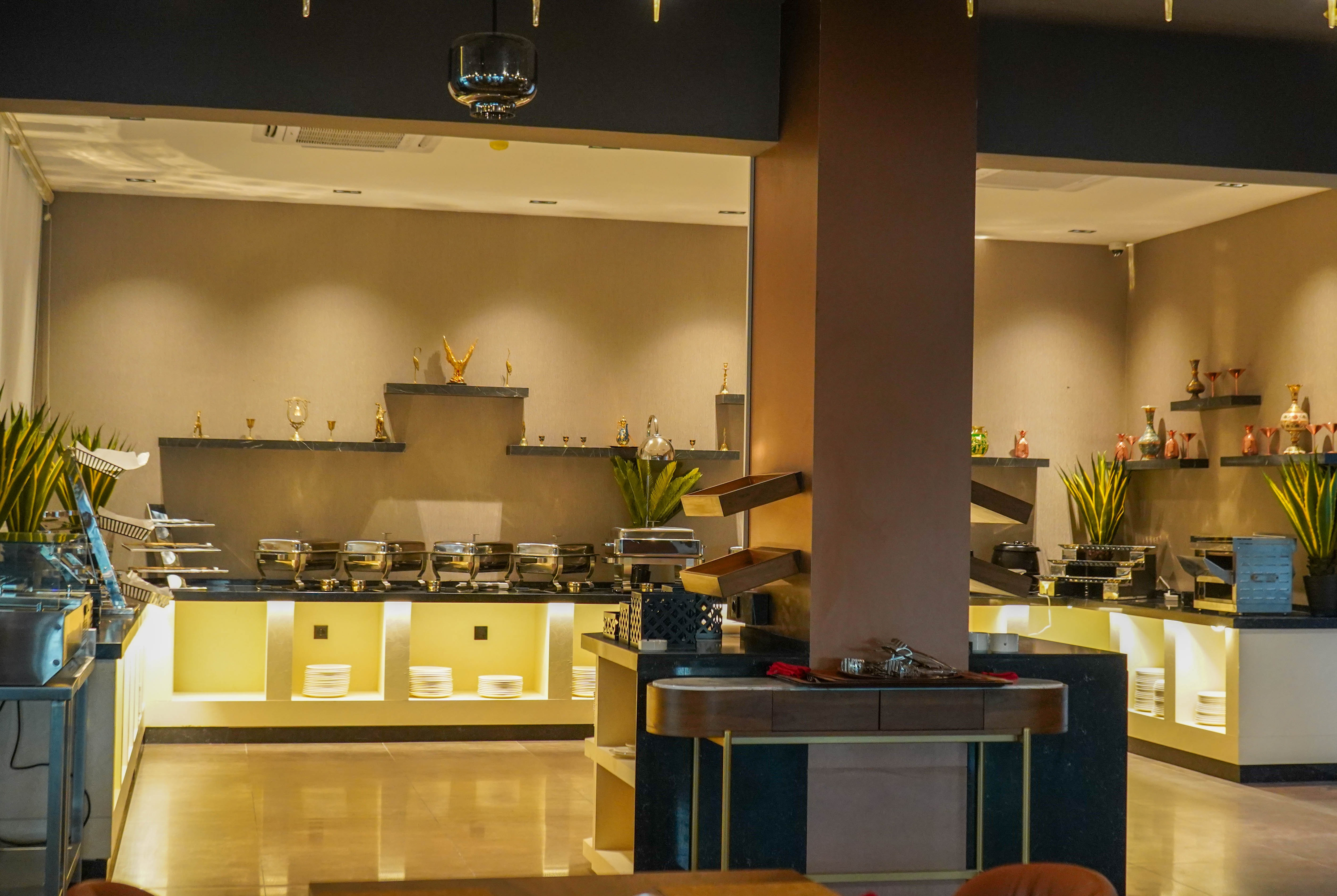 Ramada Plaza by Wyndham Mosul Corniche restaurant buffet in Mosul, Other than US/Canada