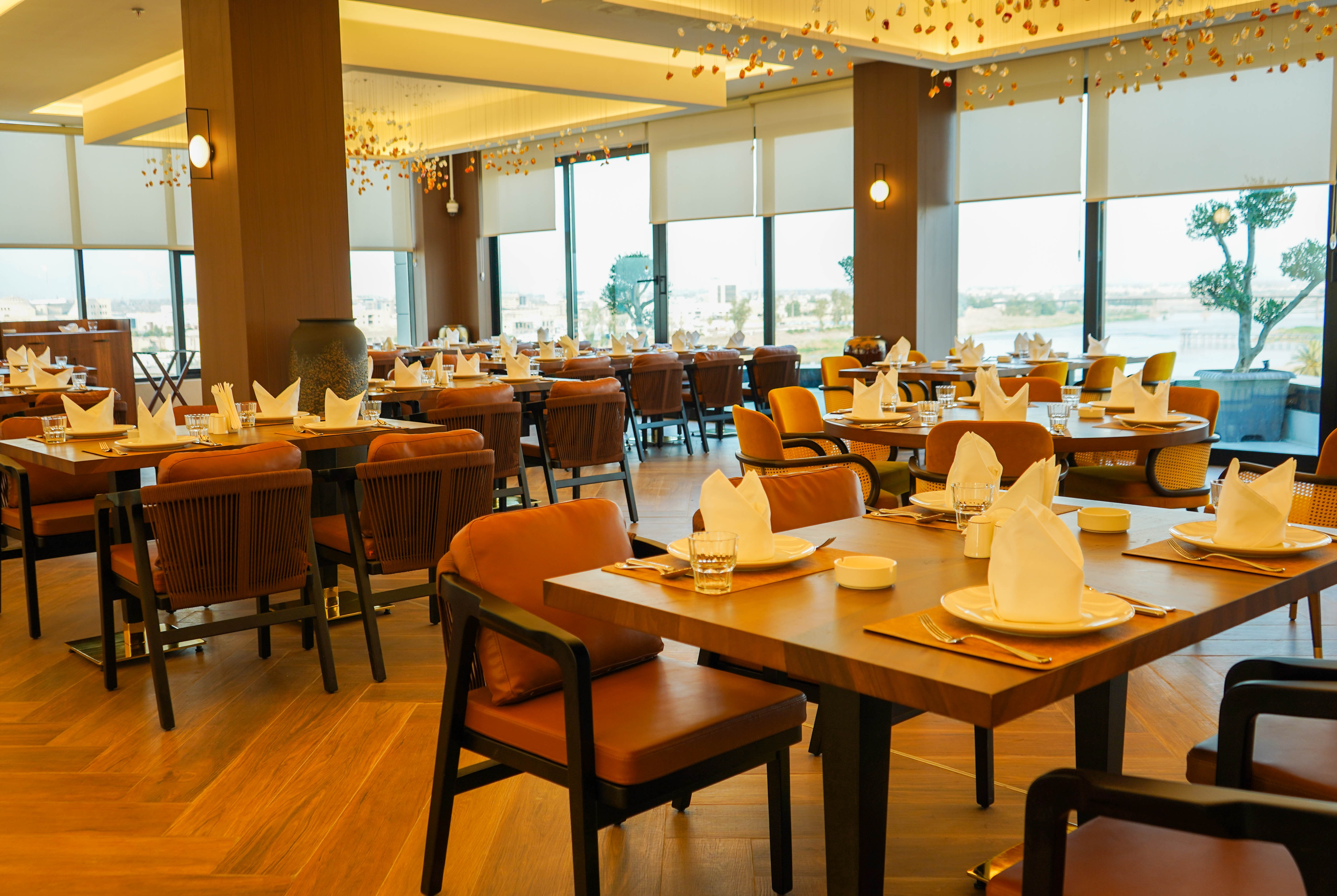 Ramada Plaza by Wyndham Mosul Corniche restaurant in Mosul, Other than US/Canada