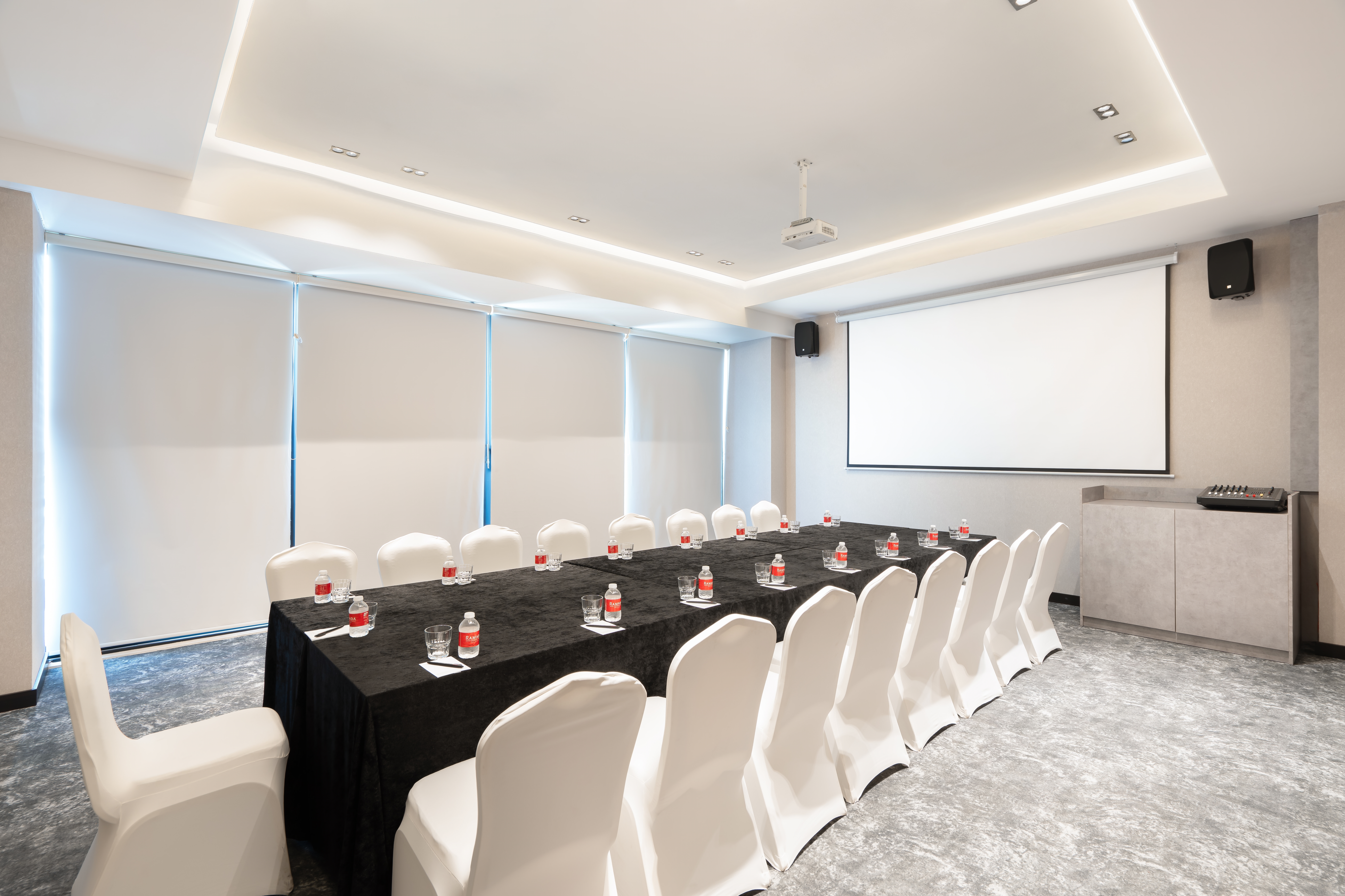 Meeting room at Ramada Plaza by Wyndham Mosul Corniche in Mosul, Other than US/Canada