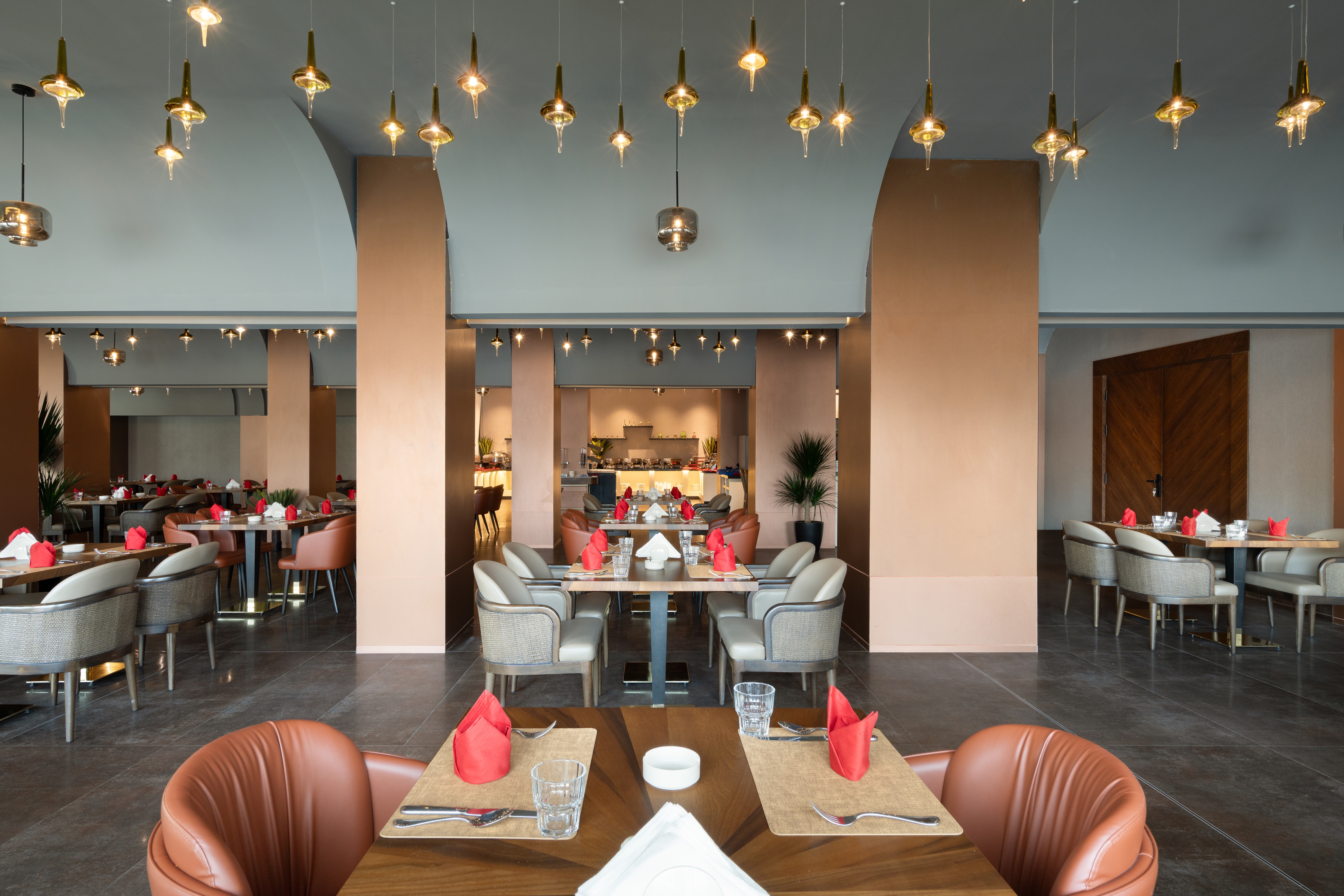 Ramada Plaza by Wyndham Mosul Corniche restaurant in Mosul, Other than US/Canada