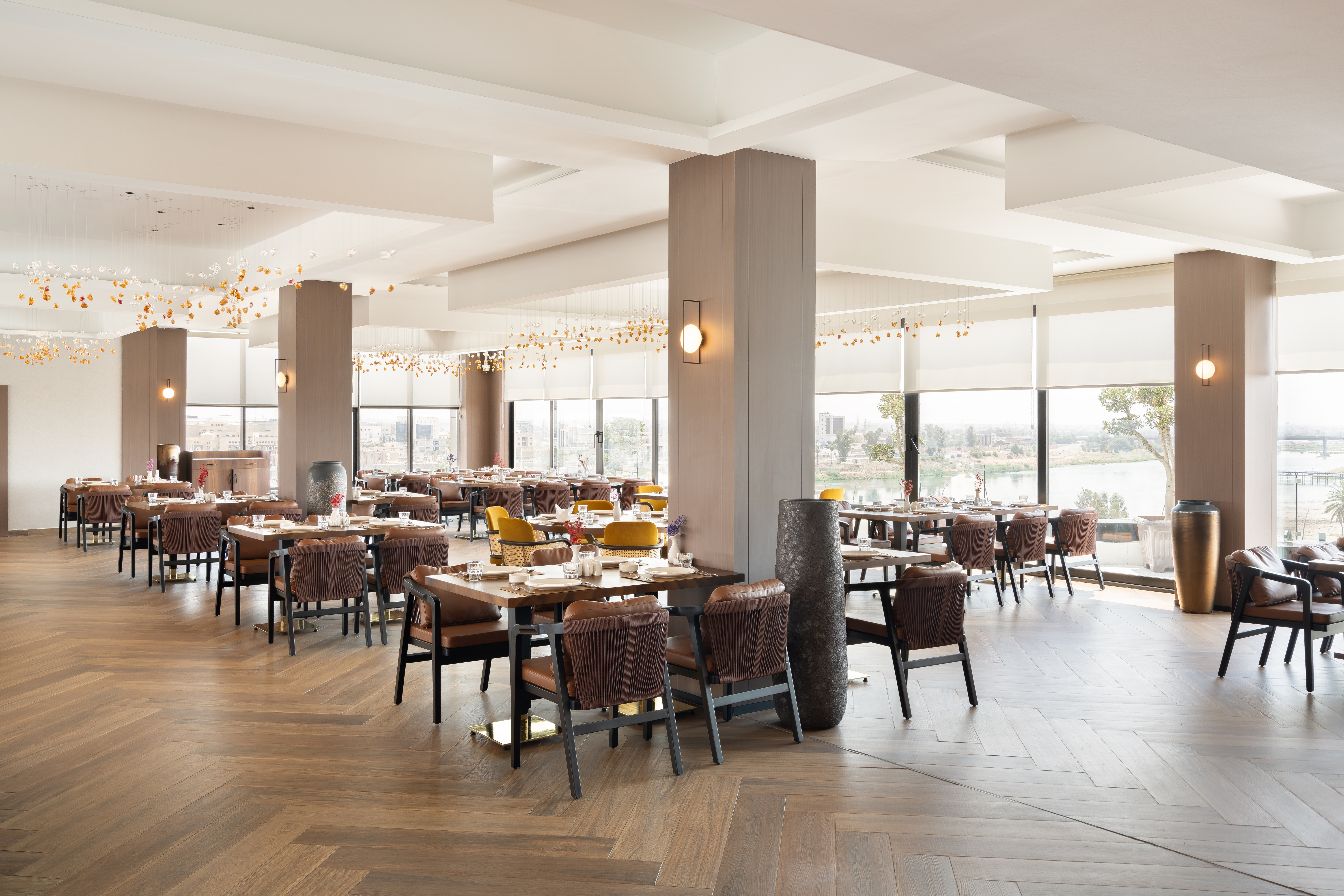 Ramada Plaza by Wyndham Mosul Corniche restaurant in Mosul, Other than US/Canada