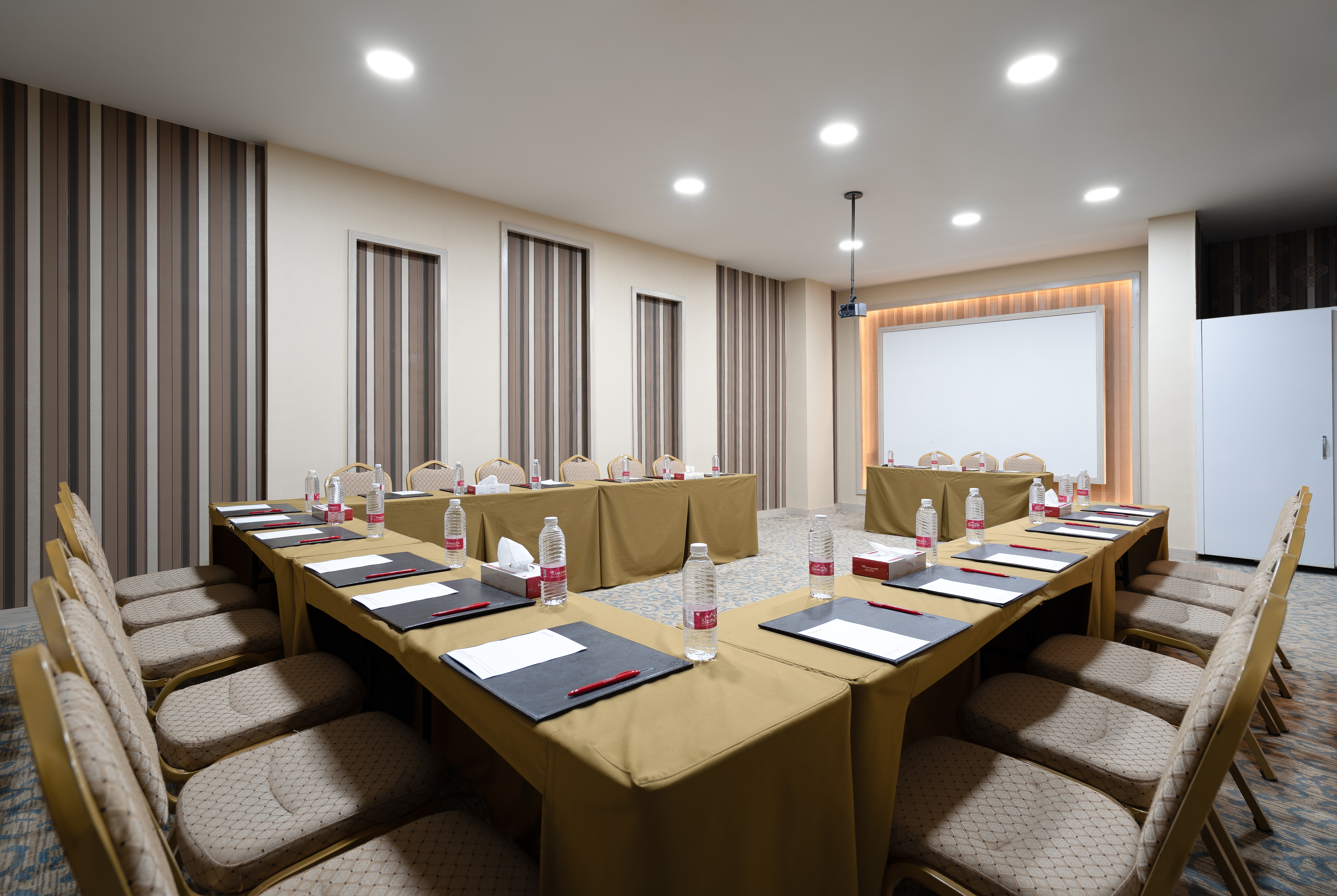 Meeting room at Ramada by Wyndham Sulaymaniyah Salim Street in Sulaymaniyah, Other than US/Canada