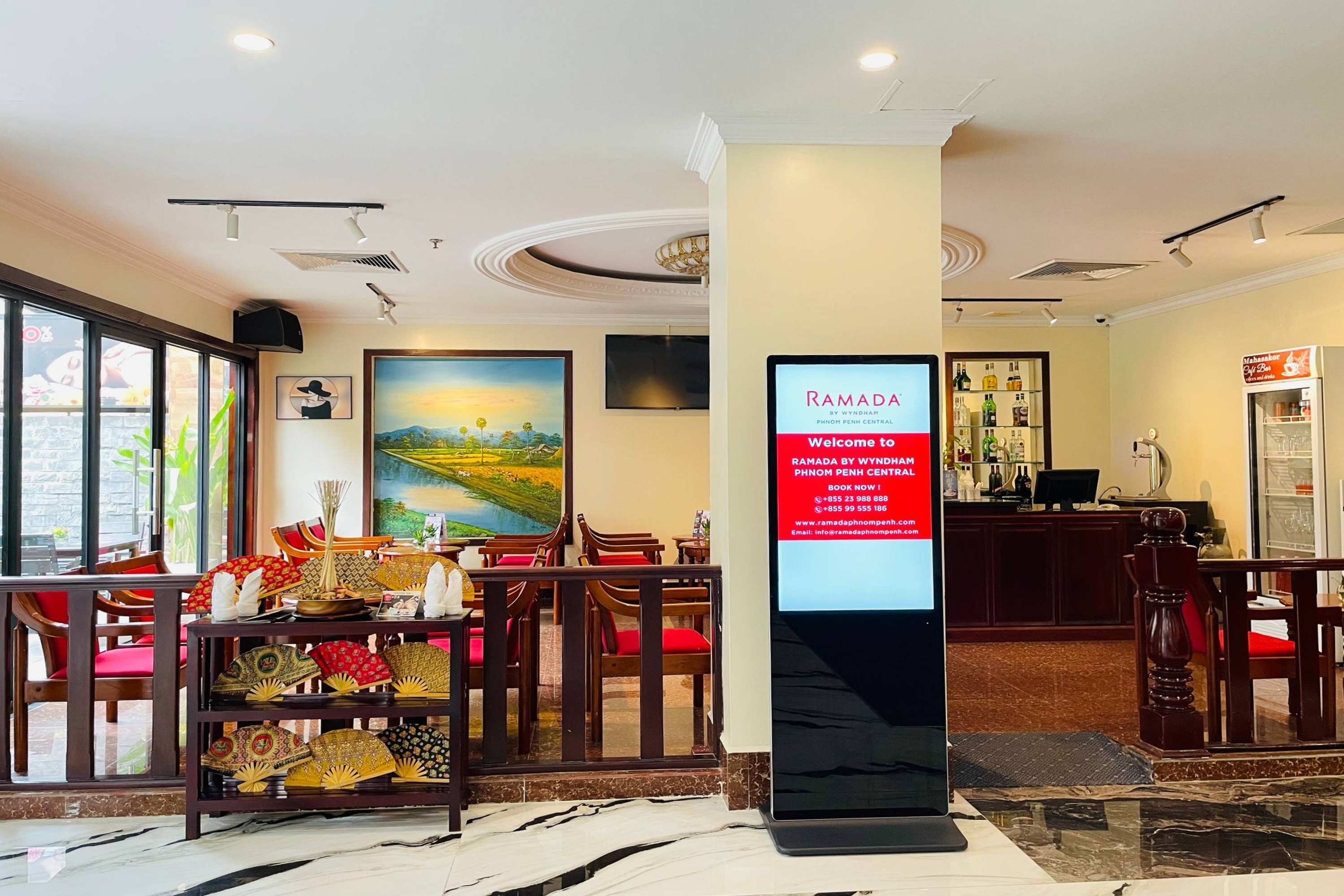 Ramada by Wyndham Phnom Penh Central cafe in Phnom Penh, Other than US/Canada