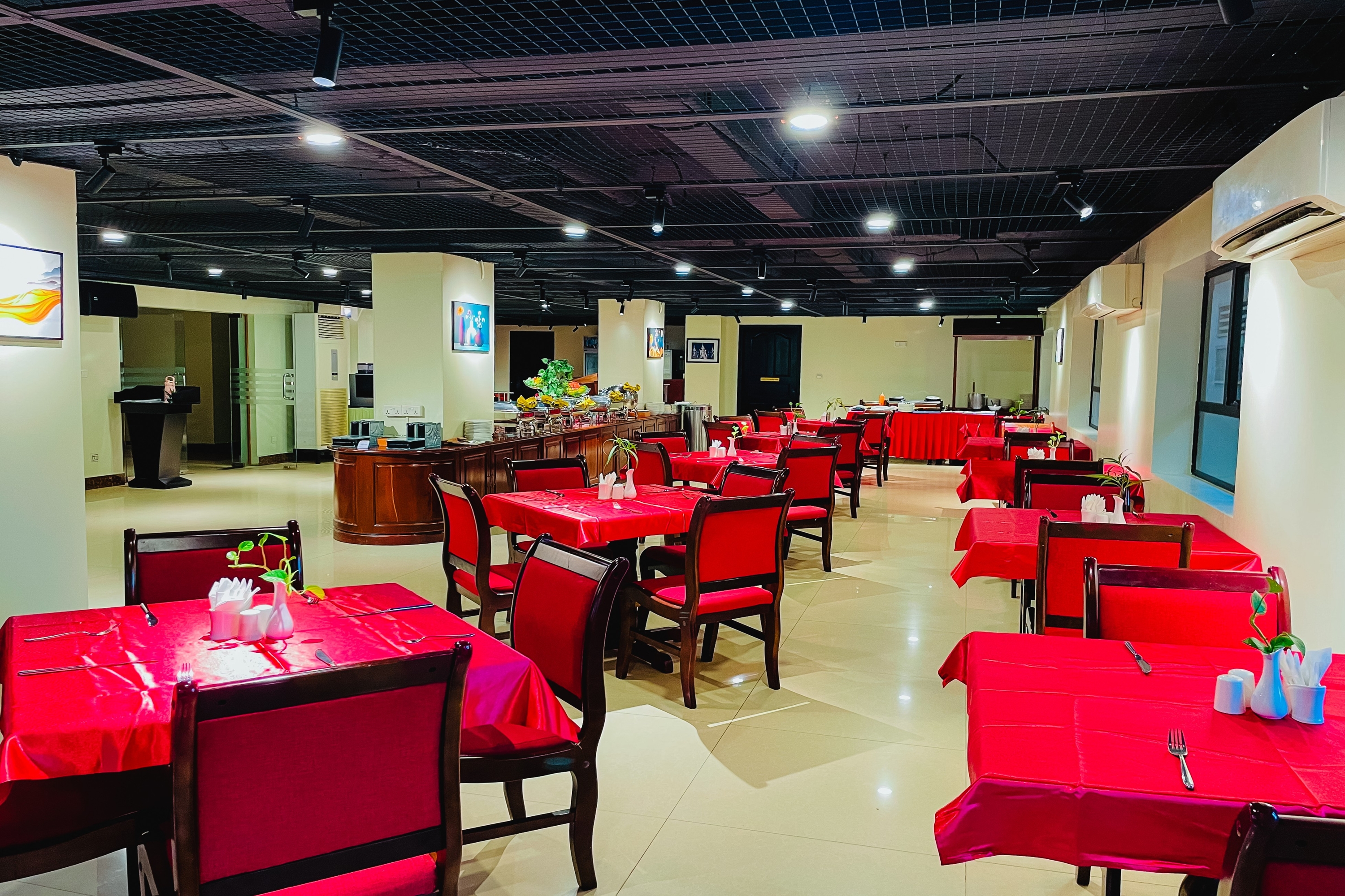 Ramada by Wyndham Phnom Penh Central restaurant in Phnom Penh, Other than US/Canada