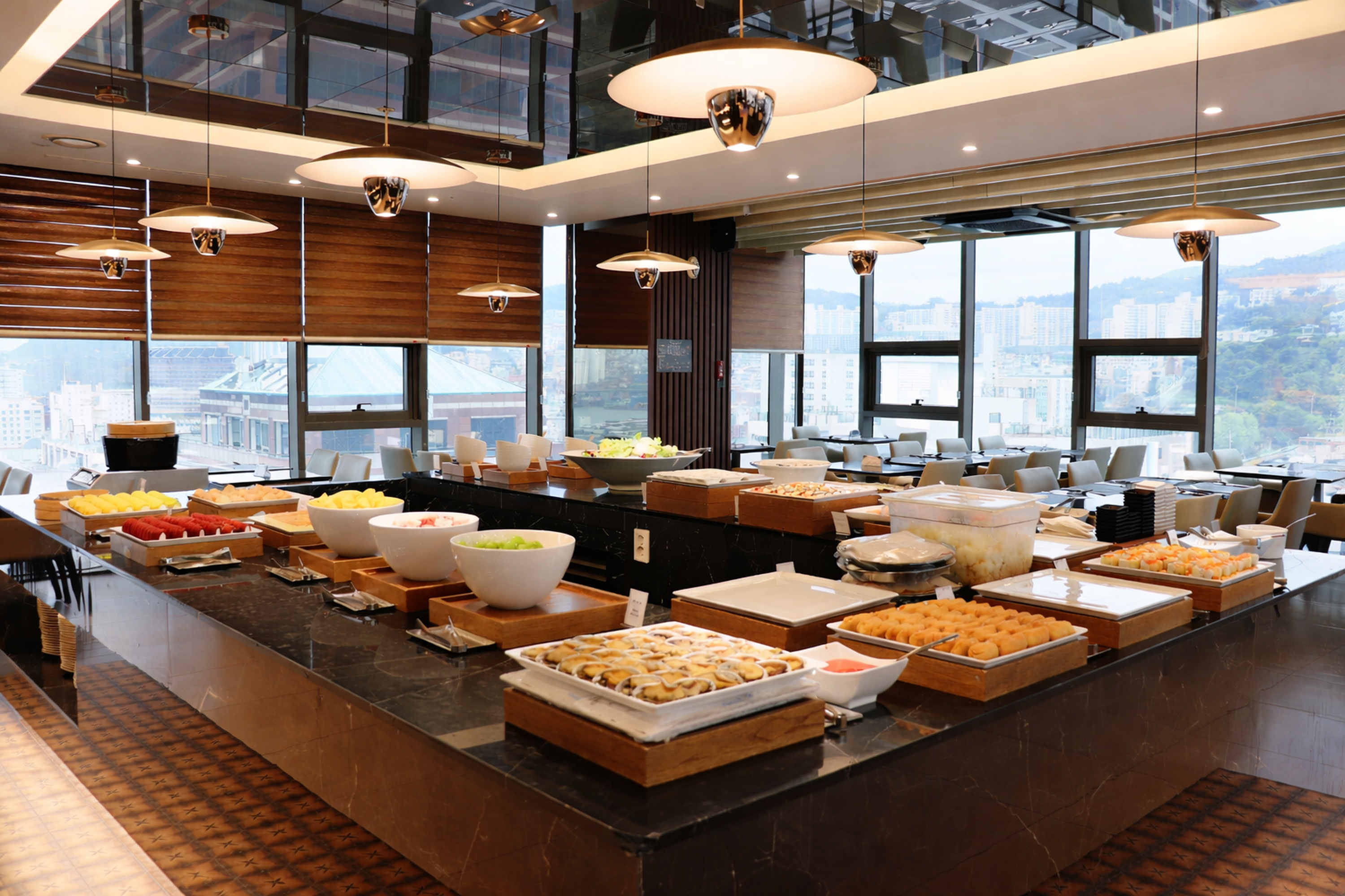 Ramada Encore by Wyndham Busan Station restaurant in Busan, Other than US/Canada