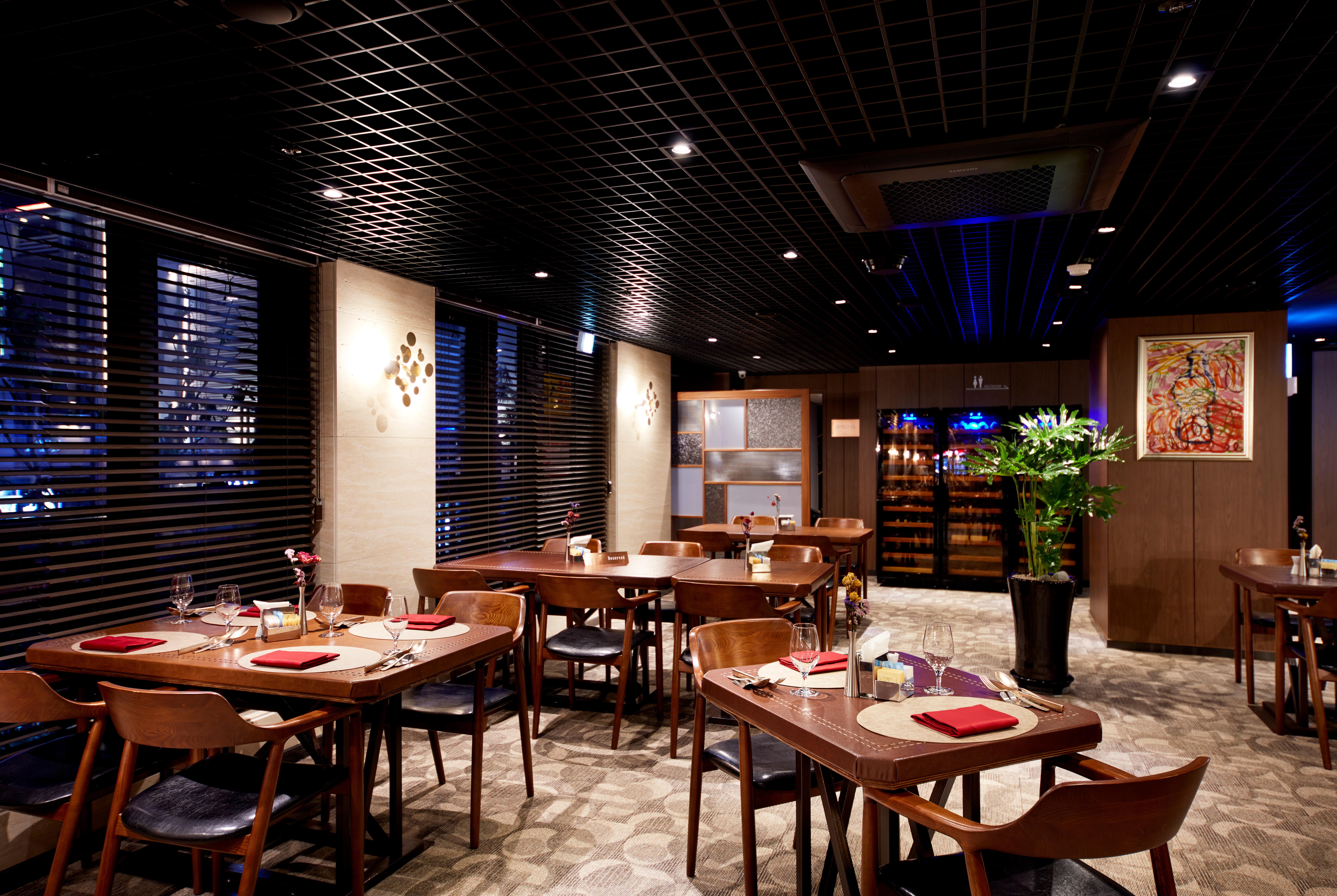 Ramada by Wyndham Gumi restaurant main dining in Gumi, Other than US/Canada